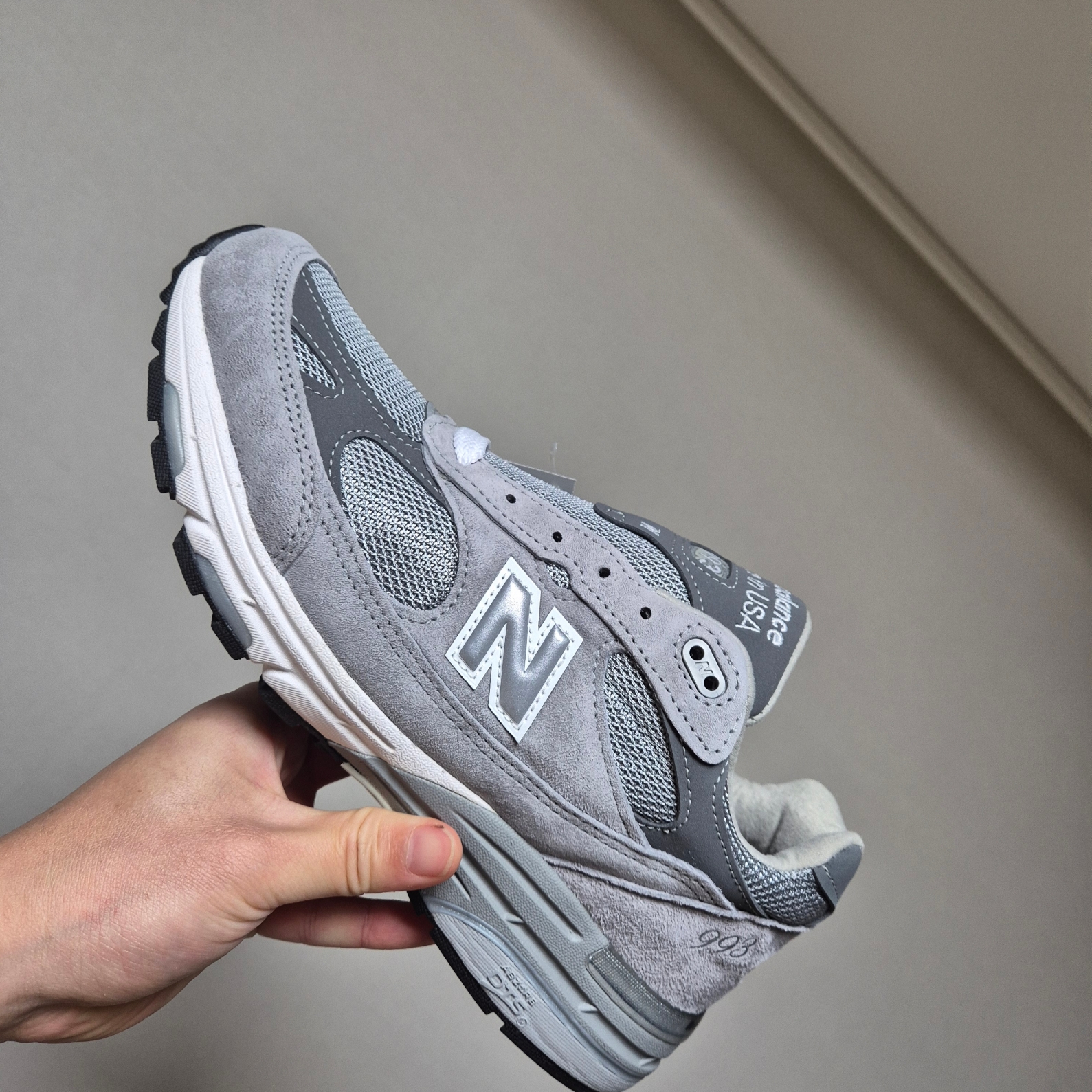 New Balance 993 Made in USA Grey - D Standard 착용 스타일