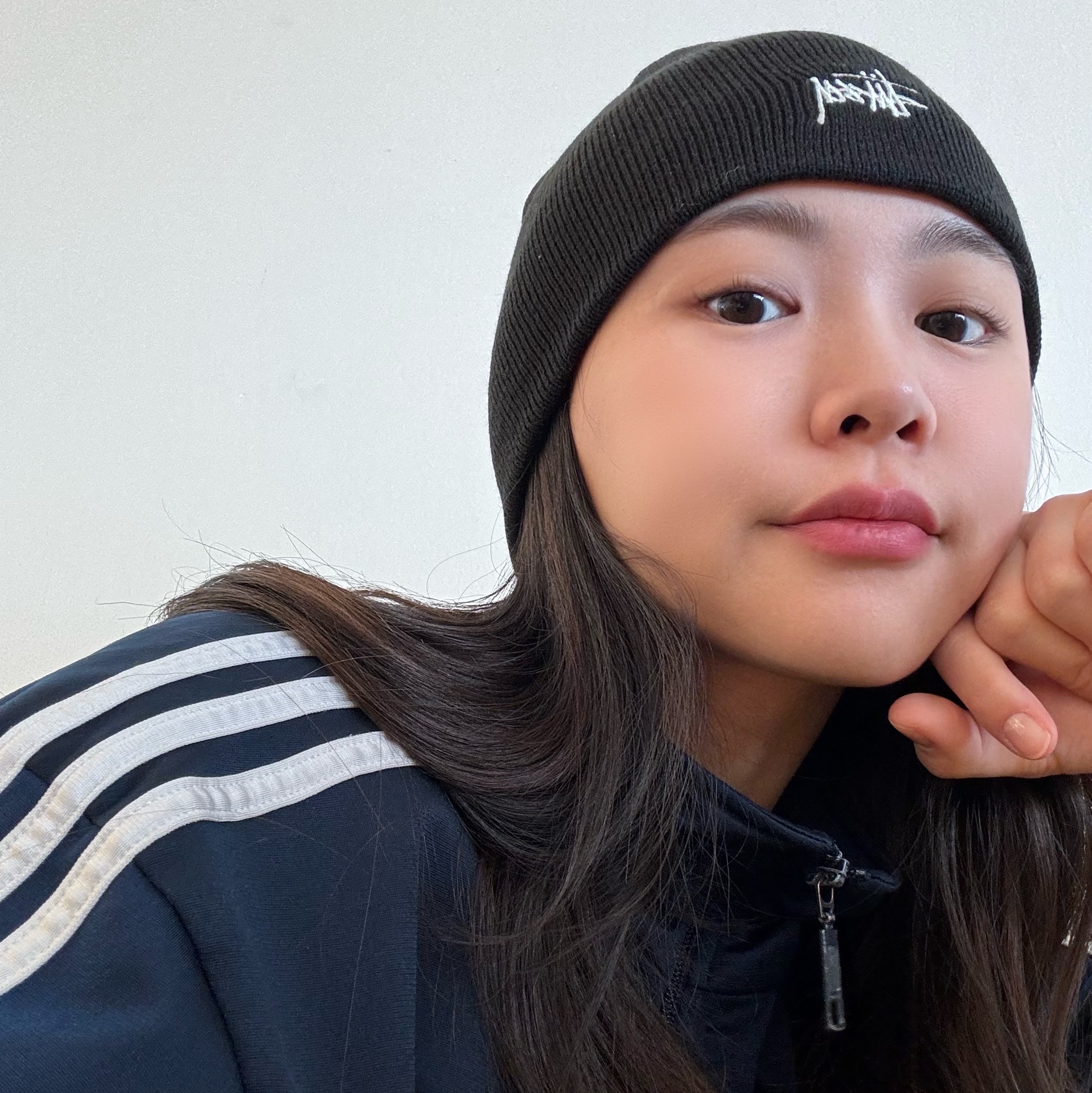 Adidas Adicolor Classic Firebird Track Top Night Indigo - KR Sizing, Stussy Basic Skullcap Beanie Black 착용 스타일