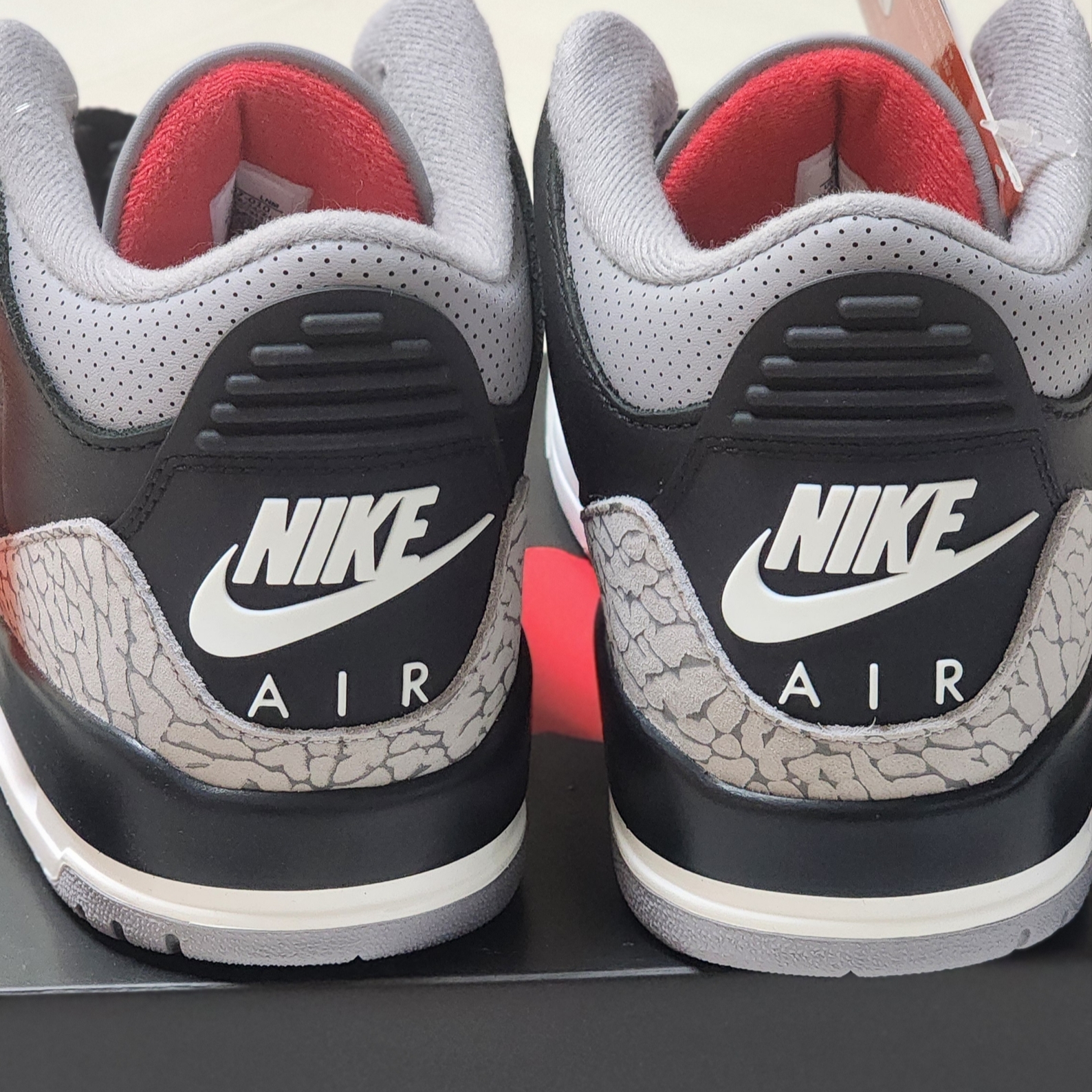 Jordan 3 Retro Black Cement 2024 착용 스타일 - 3