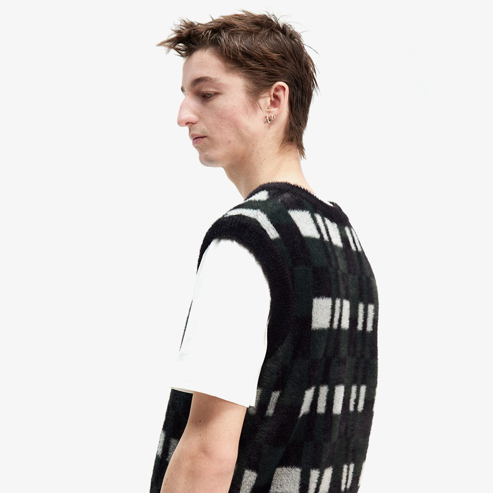 프레드페리 텍스쳐드 체커보드 베스트 블랙(Fred Perry Textured Chequerboard Tank Black) - 4