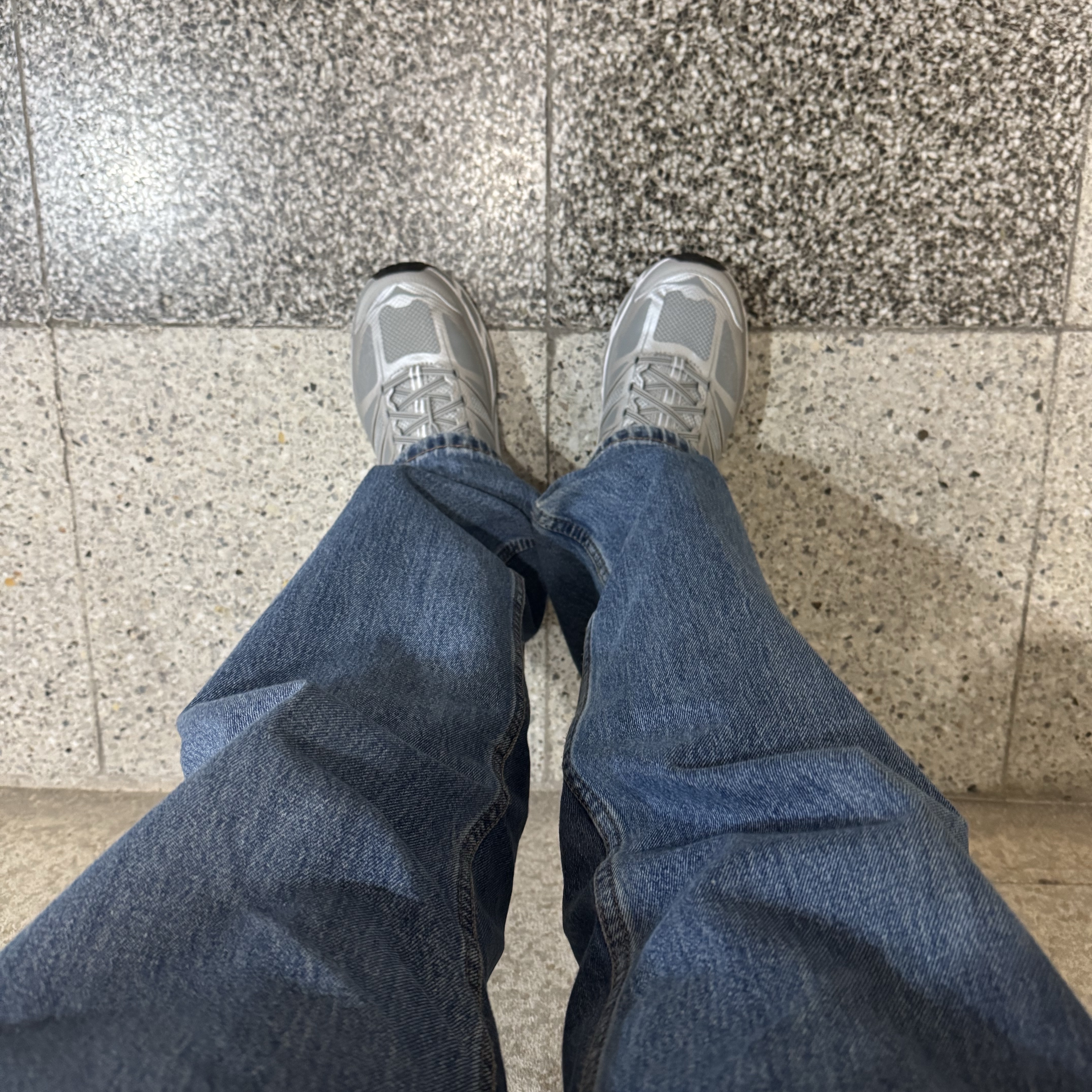 Hoka Mafate Speed 2 Stellar Grey Galactic Grey 착용 스타일