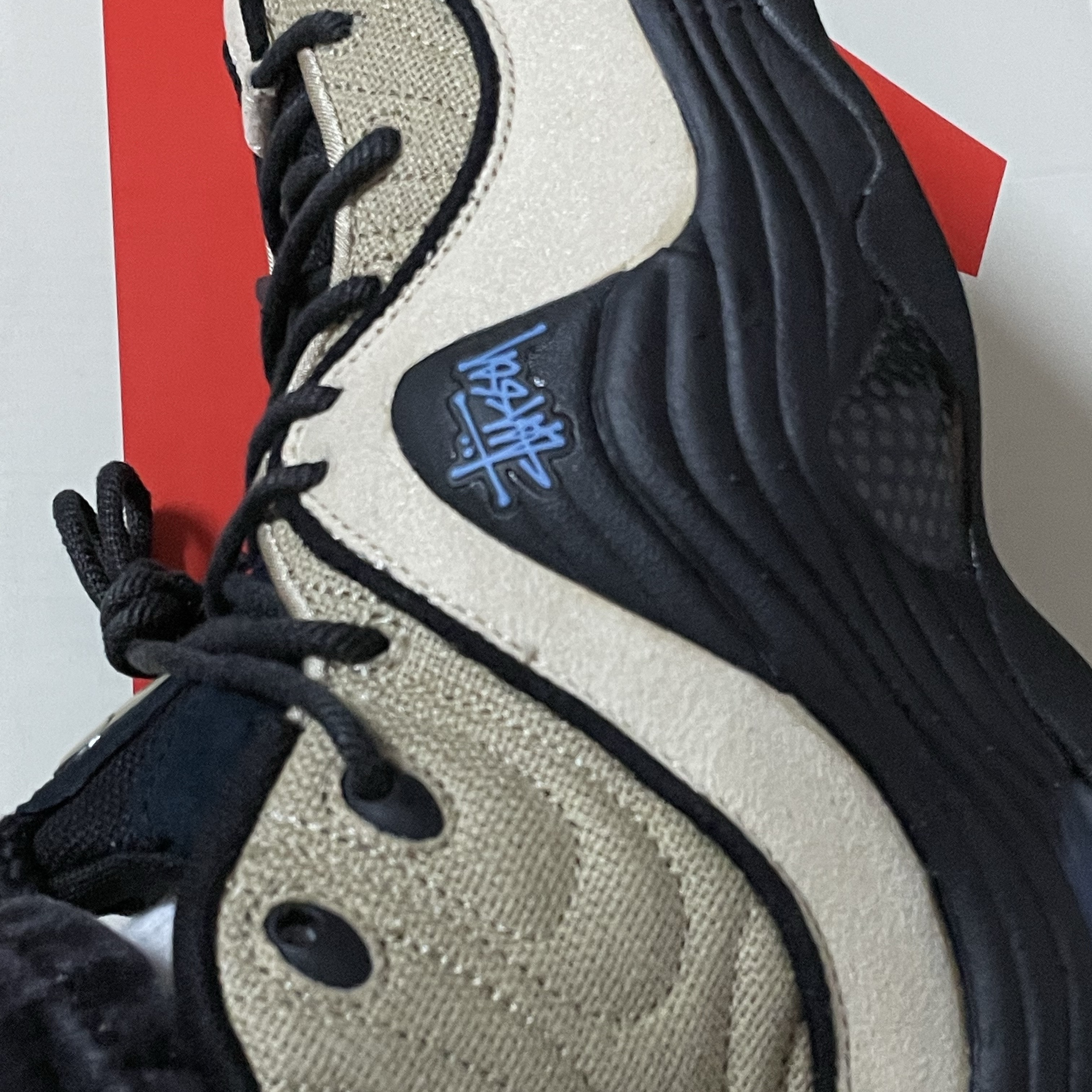 Nike x Stussy Air Penny II Rattan and Limestone 착용 스타일 - 4