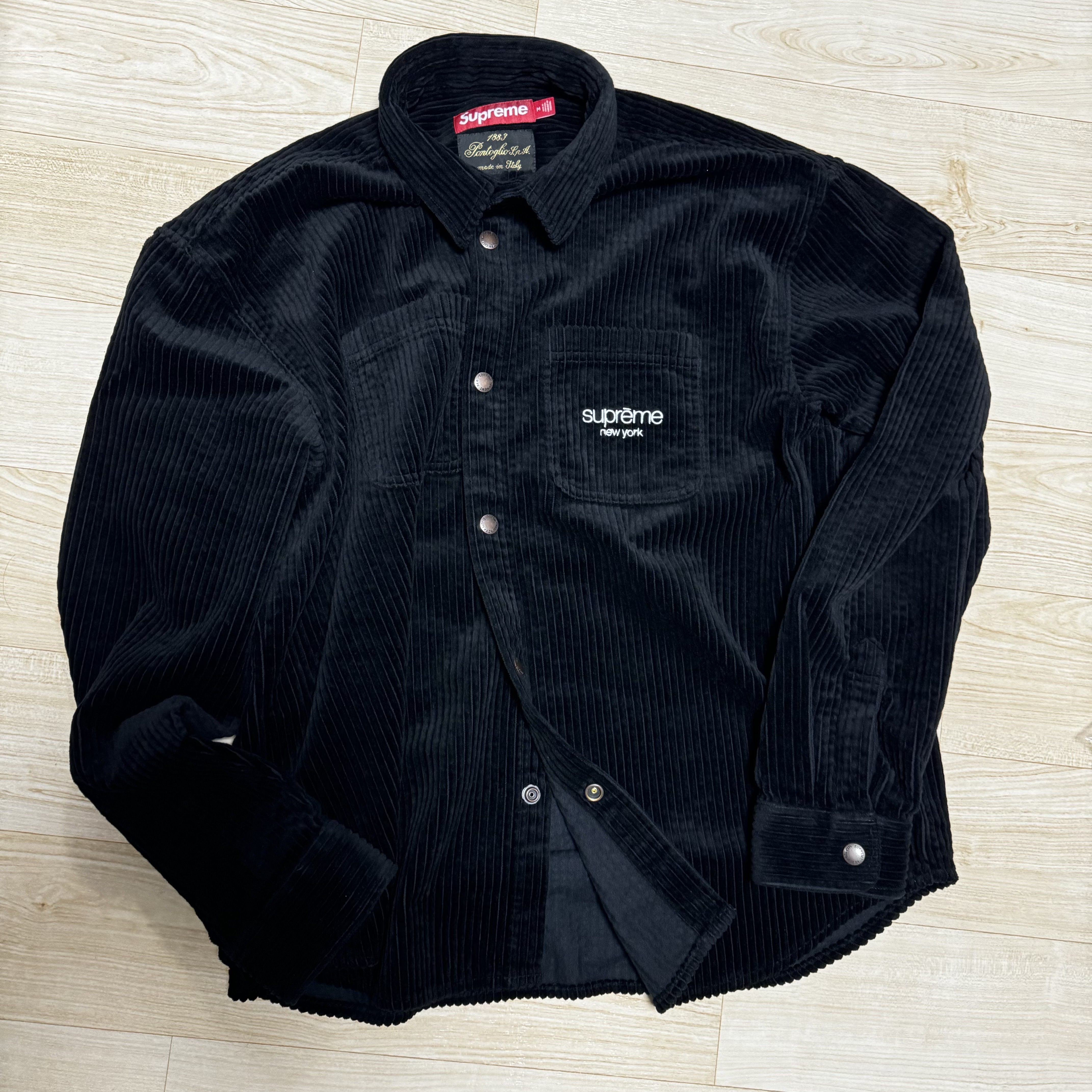 Supreme Wide Wale Corduroy Snap Shirt Black - 24FW 착용 스타일 - 2