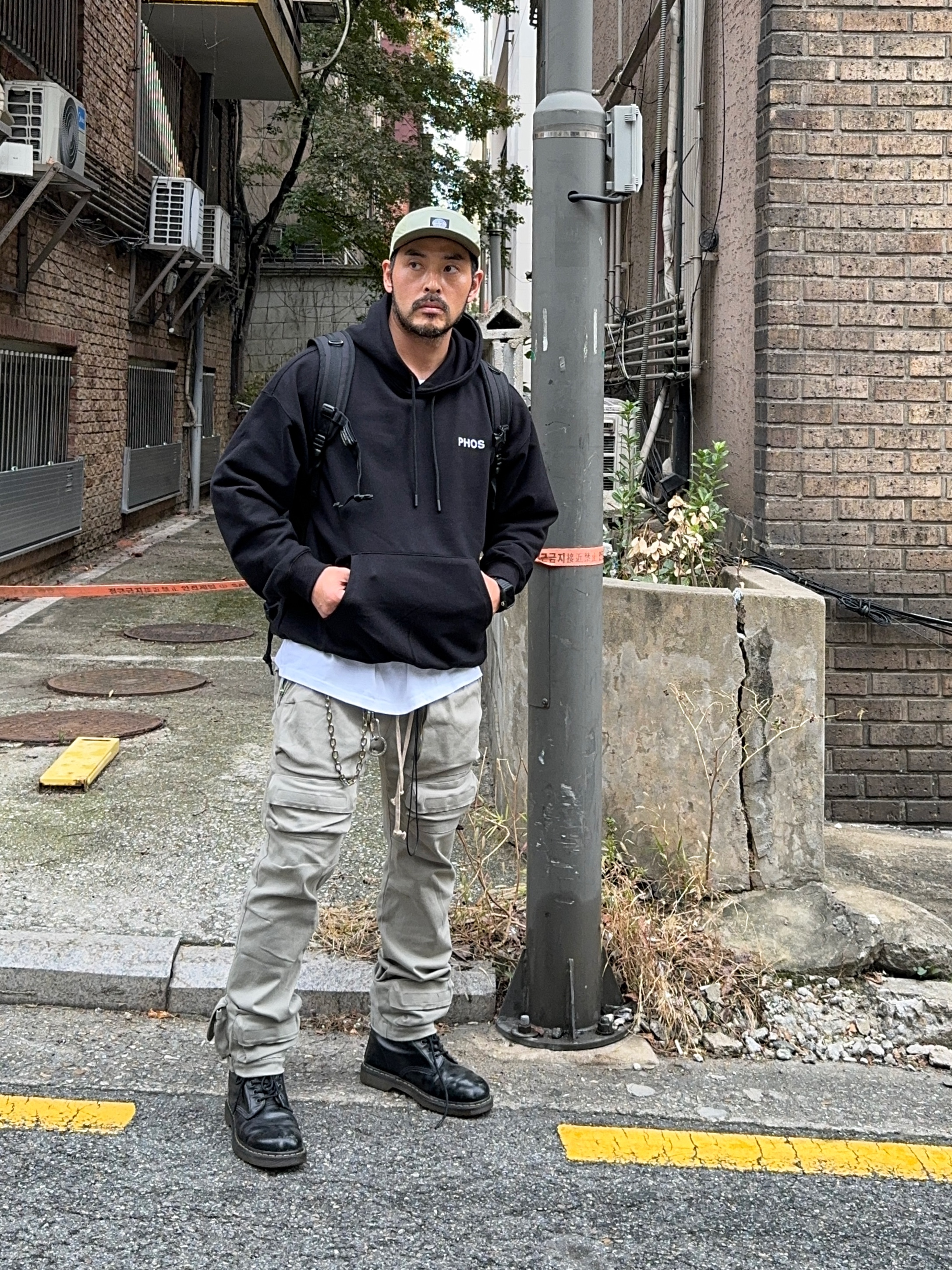 Grailz Flight Pocket Pants Ash Olive 착용 스타일 - 2