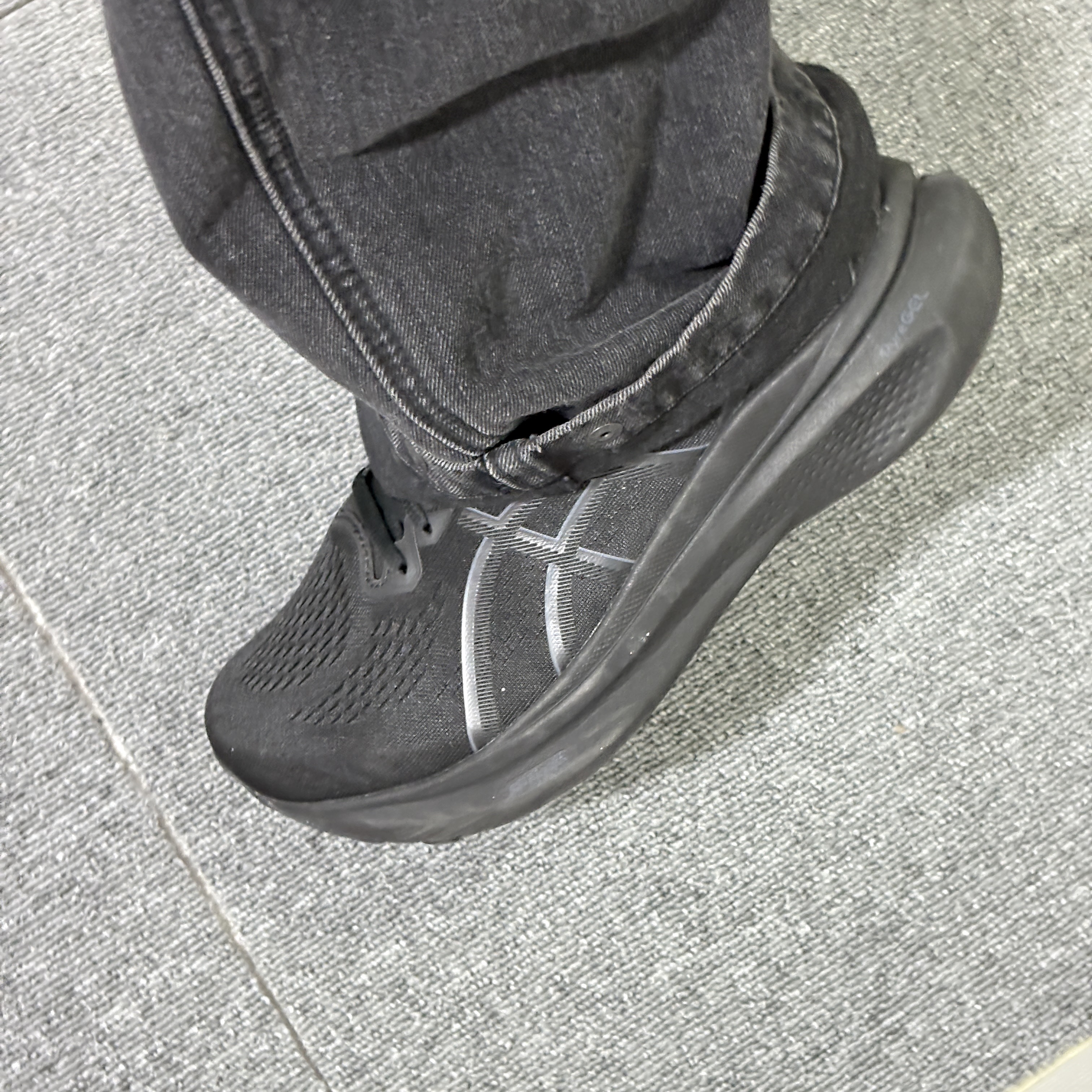 Asics Gel-Kayano 30 Black - 4E Extra Wide, (W) Asics Gel-Kayano 30 Black 착용 스타일