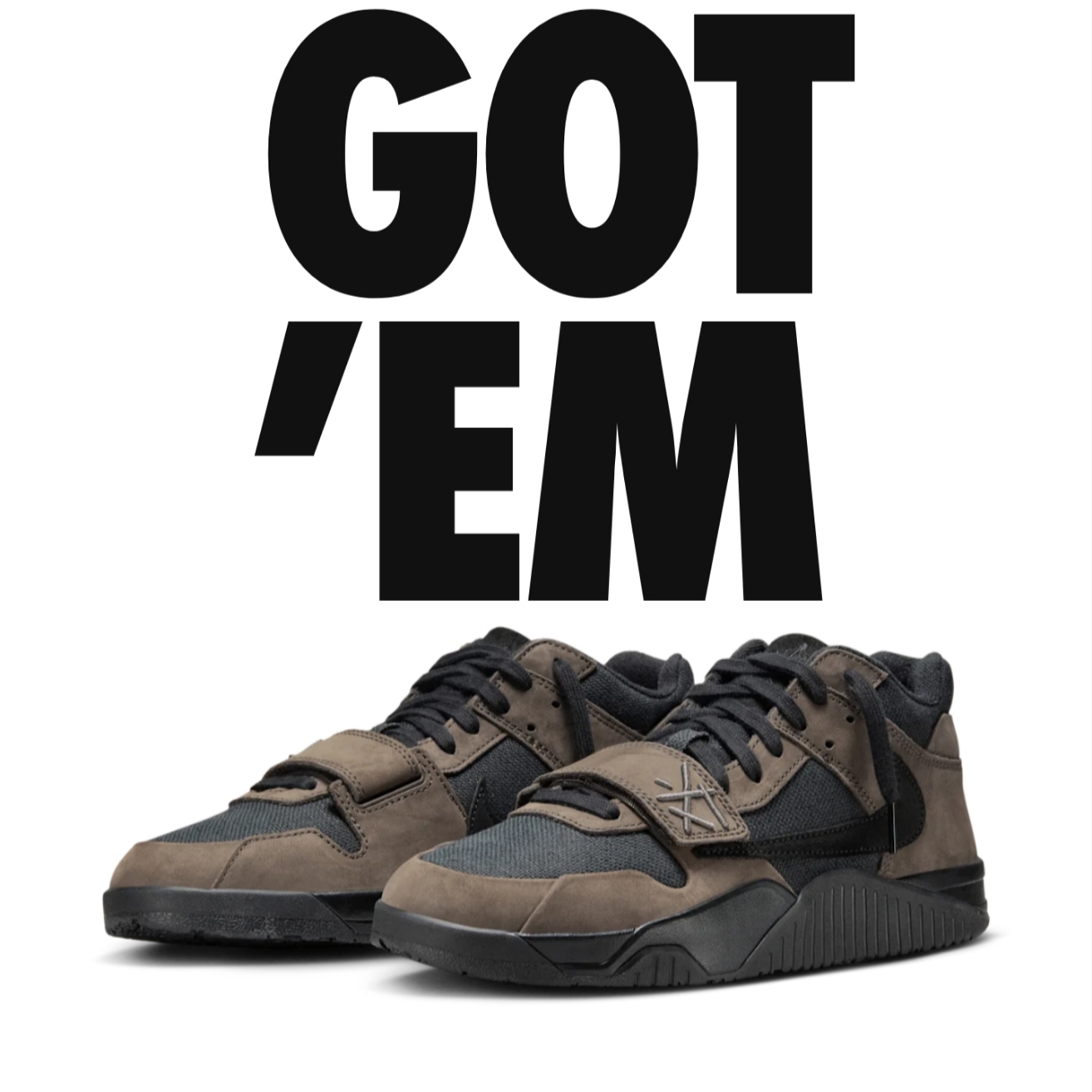 Jordan x Travis Scott Jumpman Jack TR Black and Dark Mocha 착용 스타일