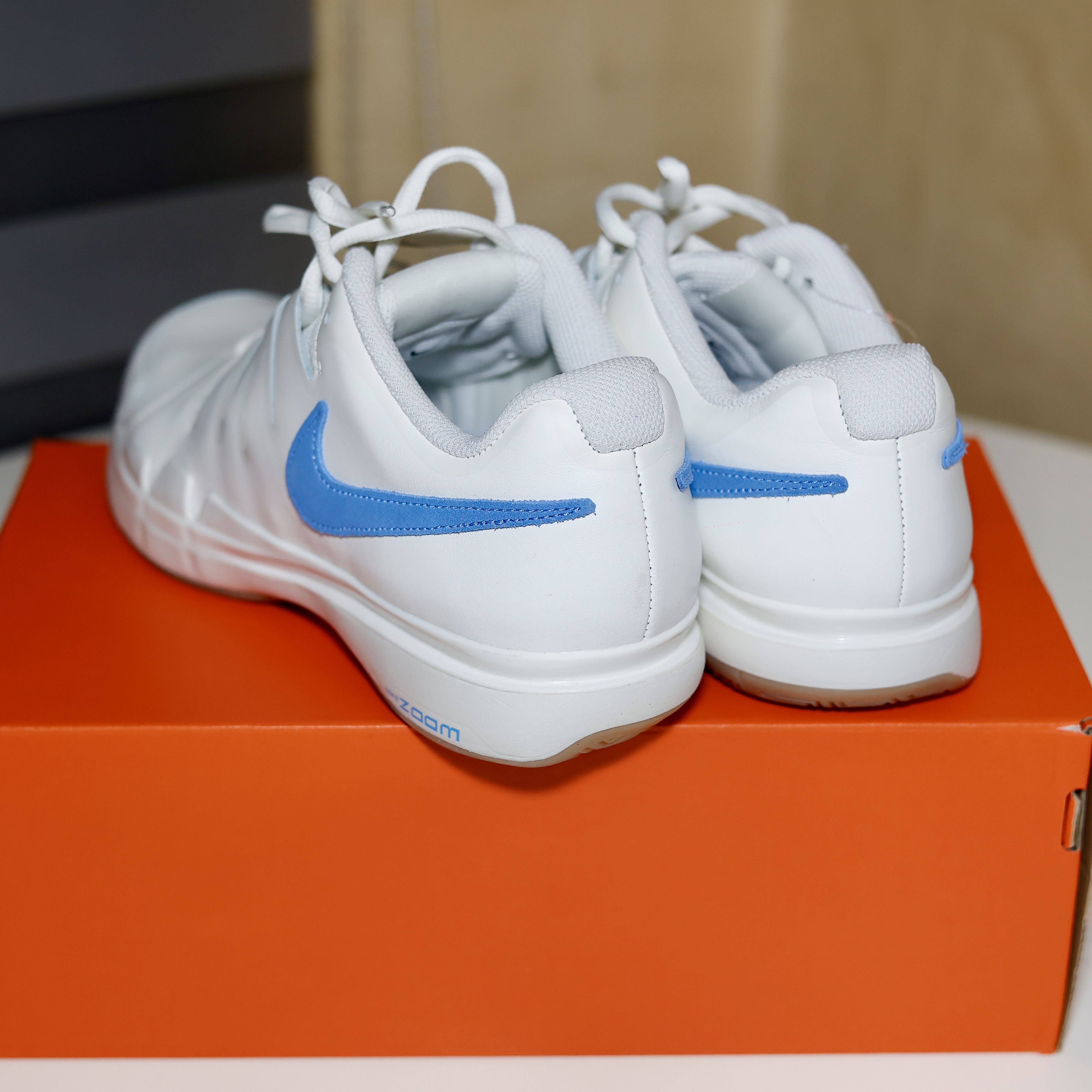 Nike Zoom Vapor 9.5 Tour LTR Sail University Blue 착용 스타일 - 2