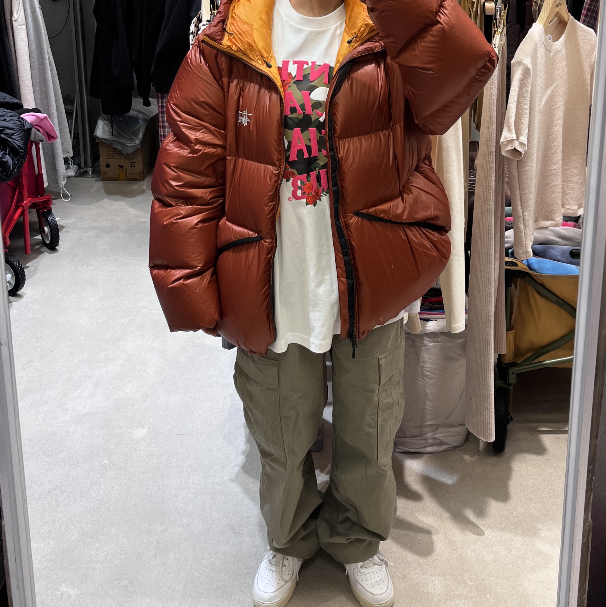Stussy Micro Ripstop Down Parka Brick, Stussy Ripstop Military Cargo Pants Olive 착용 스타일 - 2