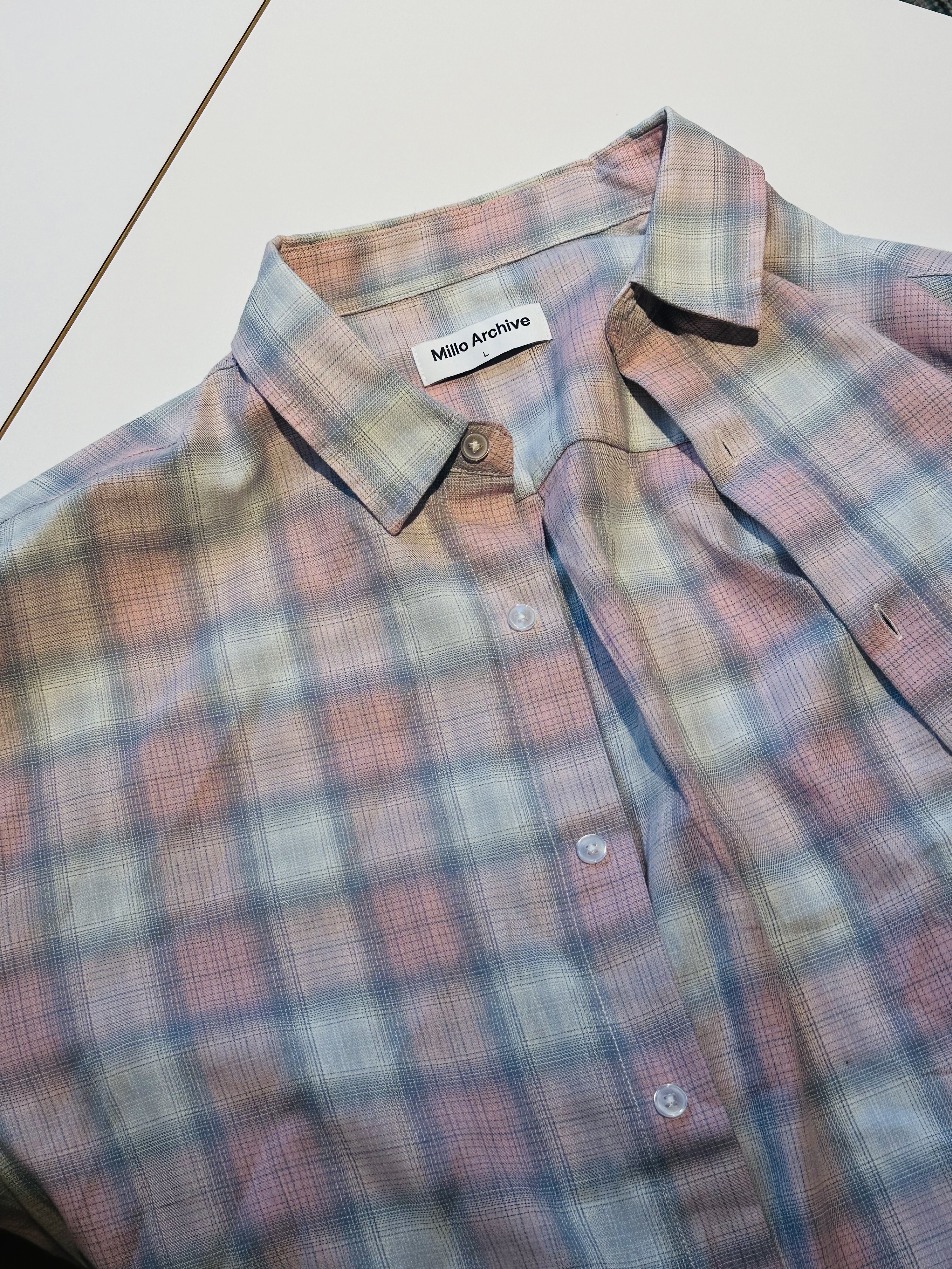 [KREAM 단독] Millo Archive Multiple Layer Shirts Pastel Pink 착용 스타일 - 7