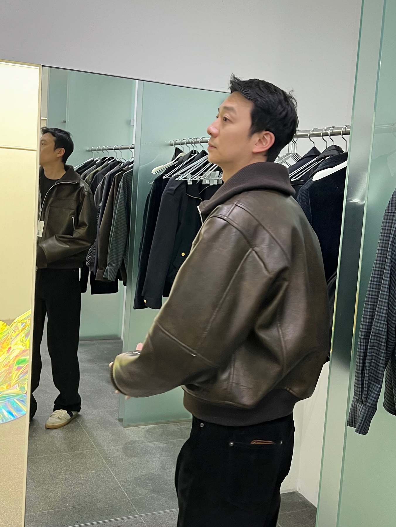 Haleine Highneck Reversible Faux Shearling Blouson Black (VJ423), Haleine Highneck Reversible Faux Shearling Blouson Brown (VJ424) 착용 스타일