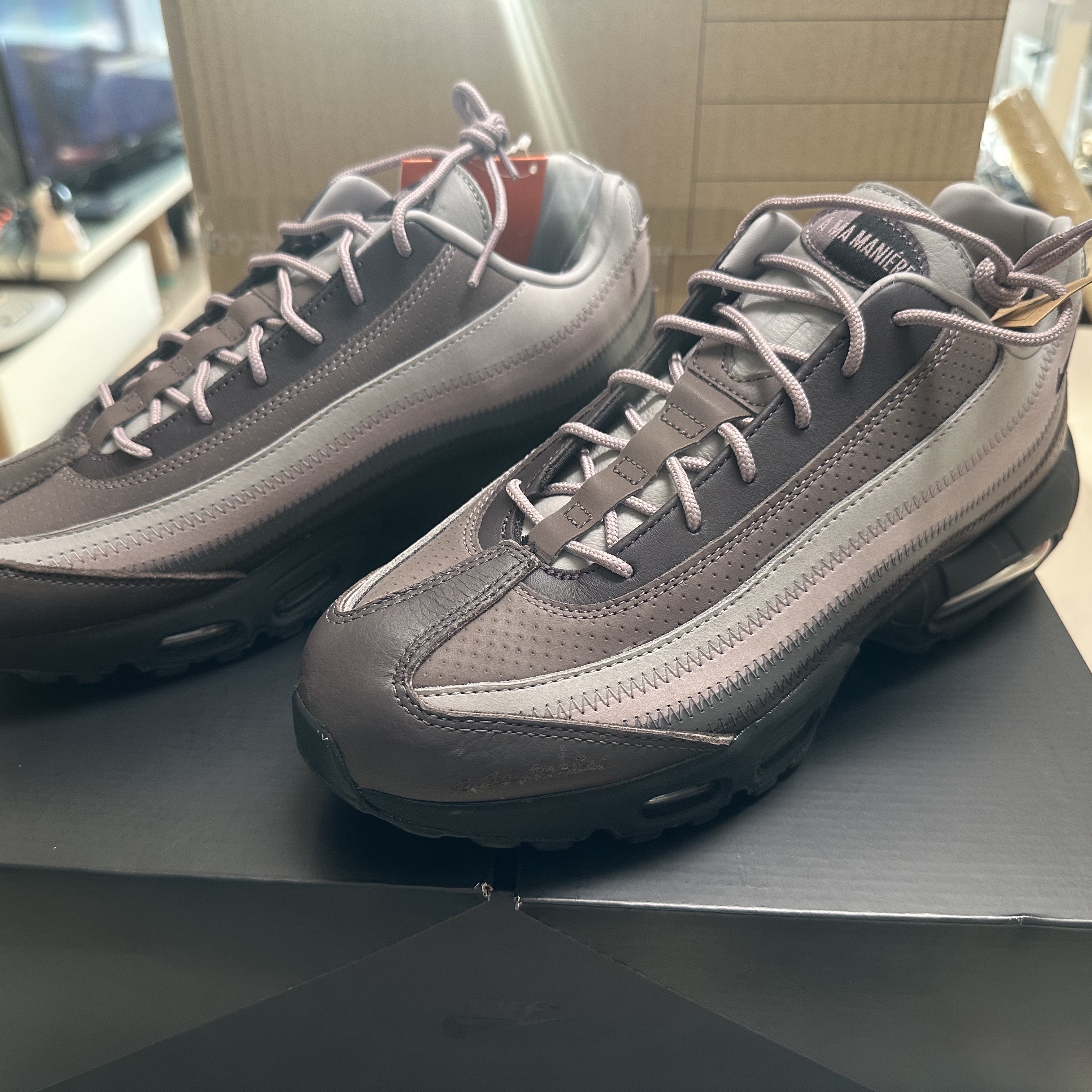 Nike x A Ma Maniere Air Max 95 W.Y.W.S. 착용 스타일 - 6