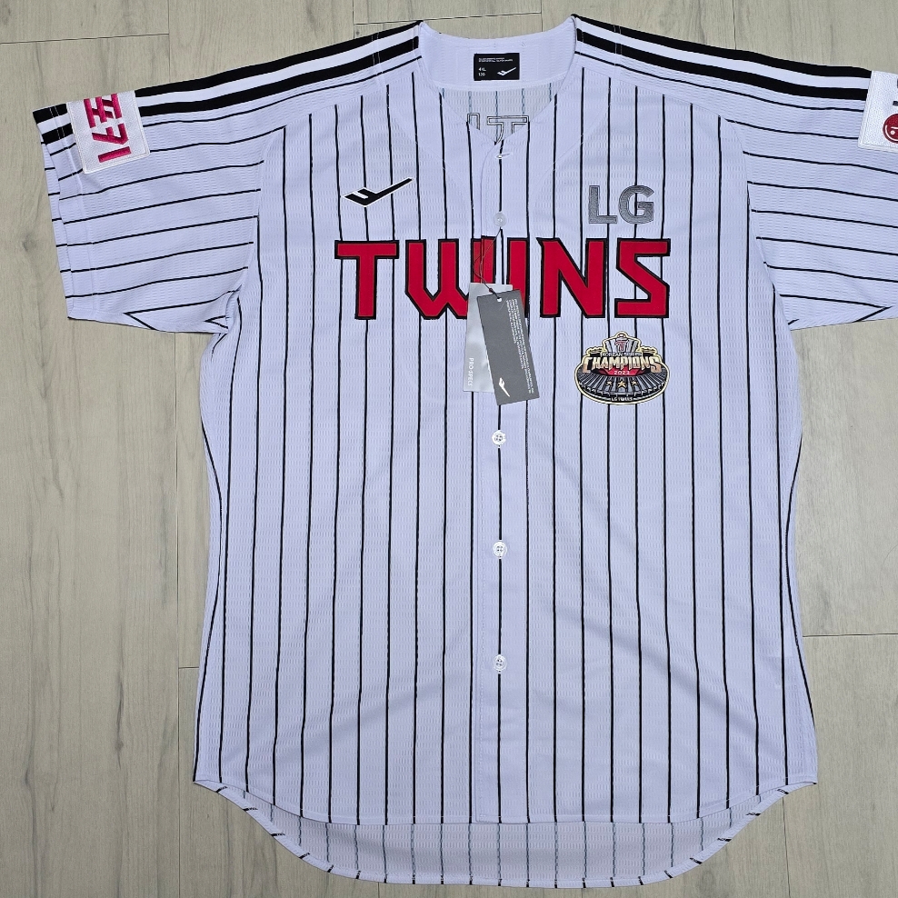 PRO-SPECS x LG Twins 2024 LG Twins Authentic Home Uniform 착용 스타일 - 1