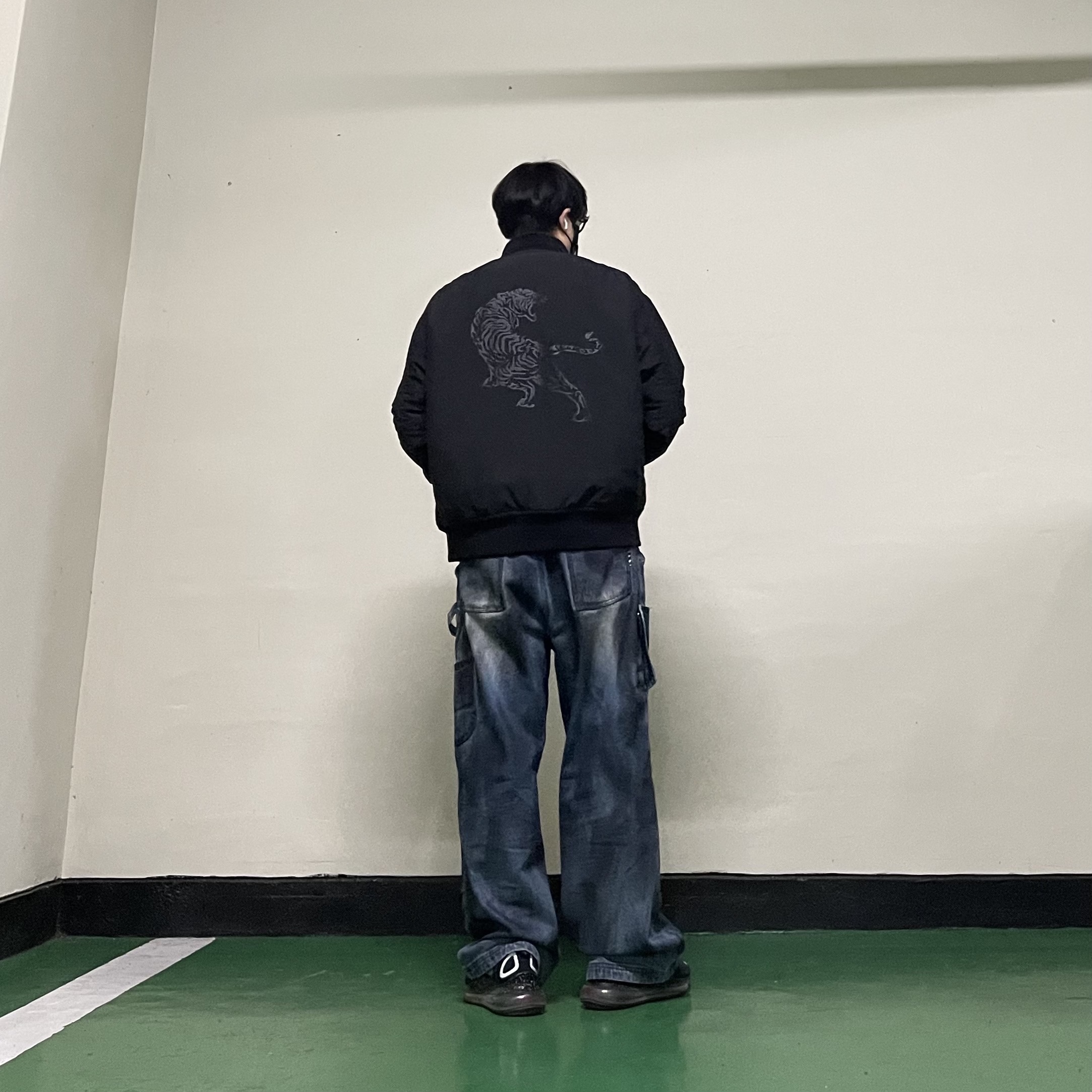 Essentials Knit Sweater Brown/Rain Drum - Ssense Exclusive, Nike x Undercover Air Max 720 Black 착용 스타일 - 2