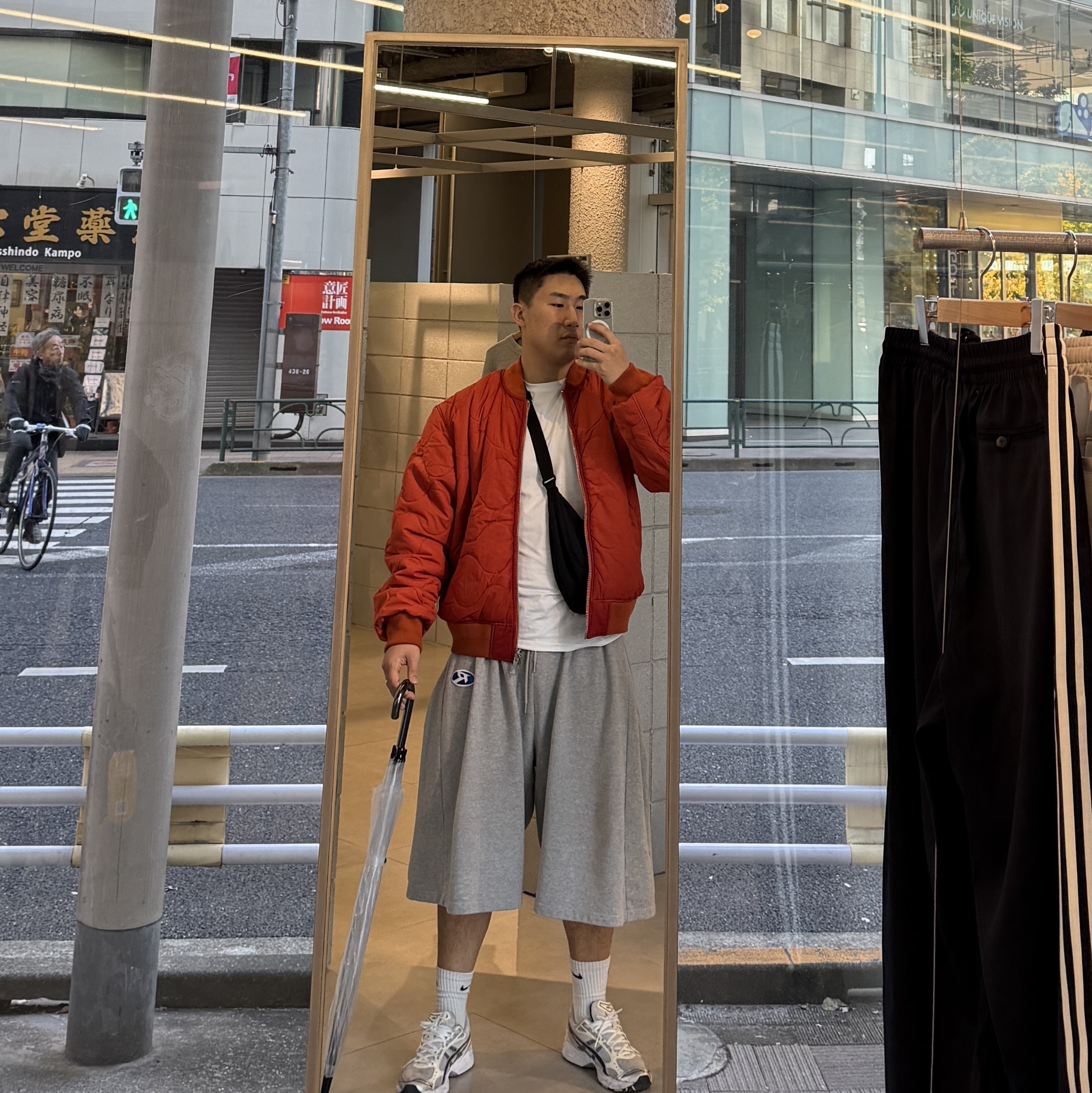 Stussy Built Reversible Bomber Jacket Black 착용 스타일