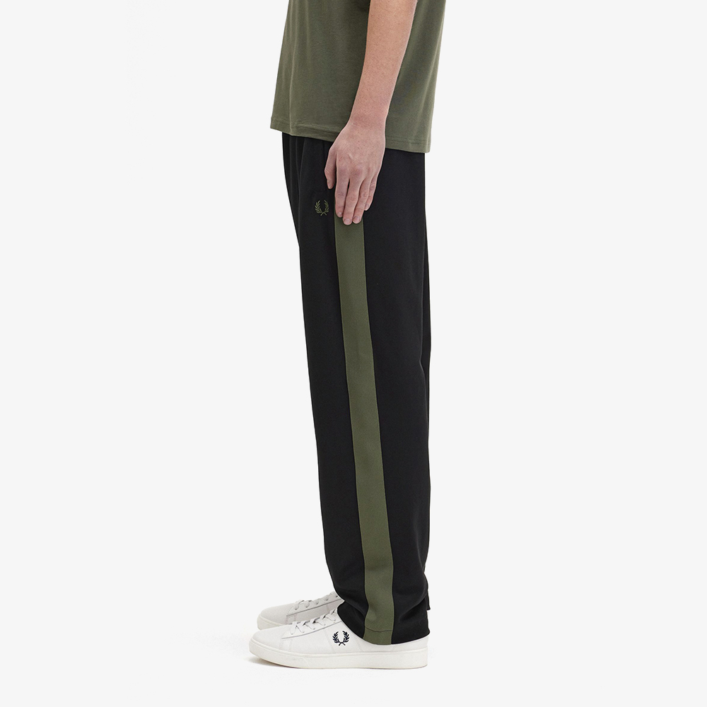 프레드페리 테잎 디테일 트랙 팬츠 블랙(Fred Perry Tape Detail Track Pant Black) - 3