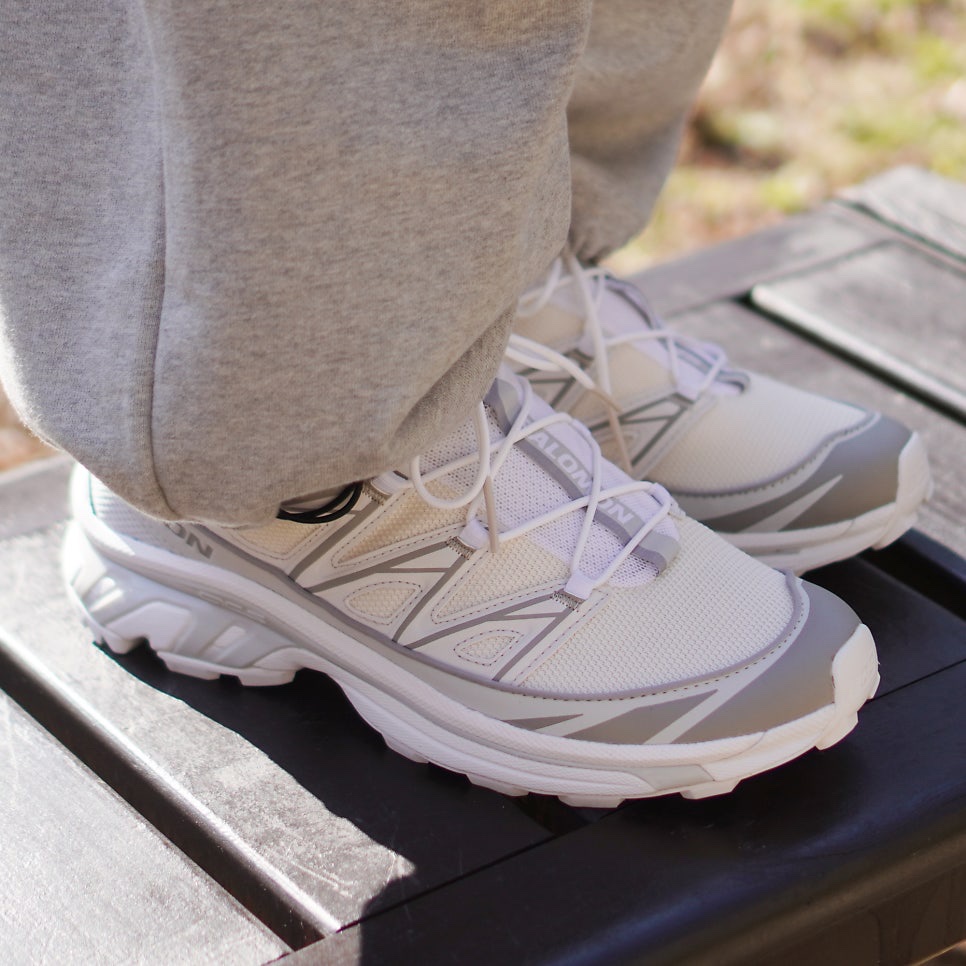 Salomon XT-6 Expanse Vanilla Ice White 착용 스타일 - 2