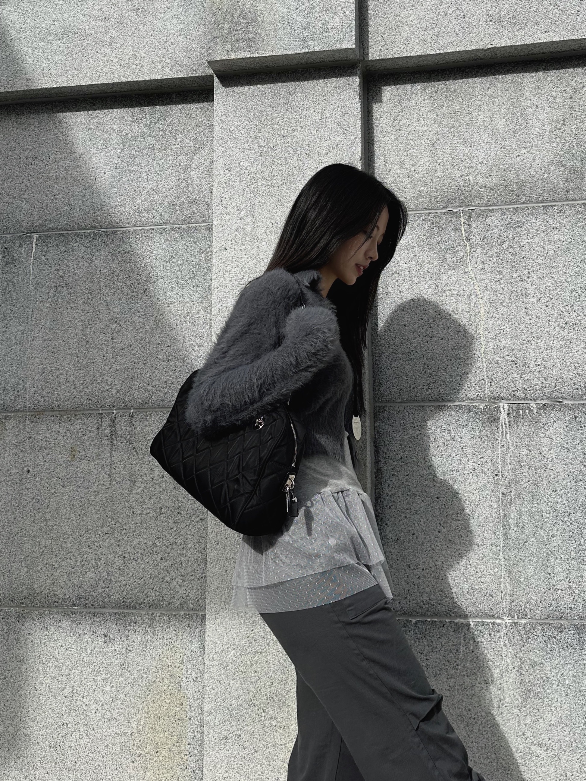 Prada Pocono Nylon Quilted Chain Shoulder Bag Black, Nike Air Force 1 '07 Low Triple Black 착용 스타일 - 6