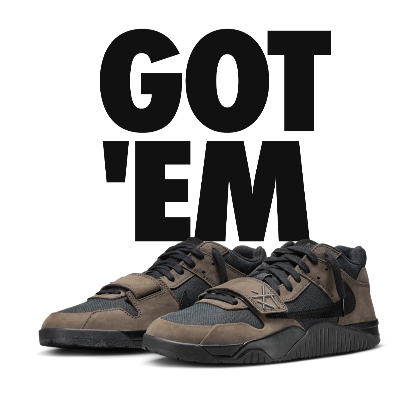Jordan x Travis Scott Jumpman Jack TR Black and Dark Mocha 착용 스타일