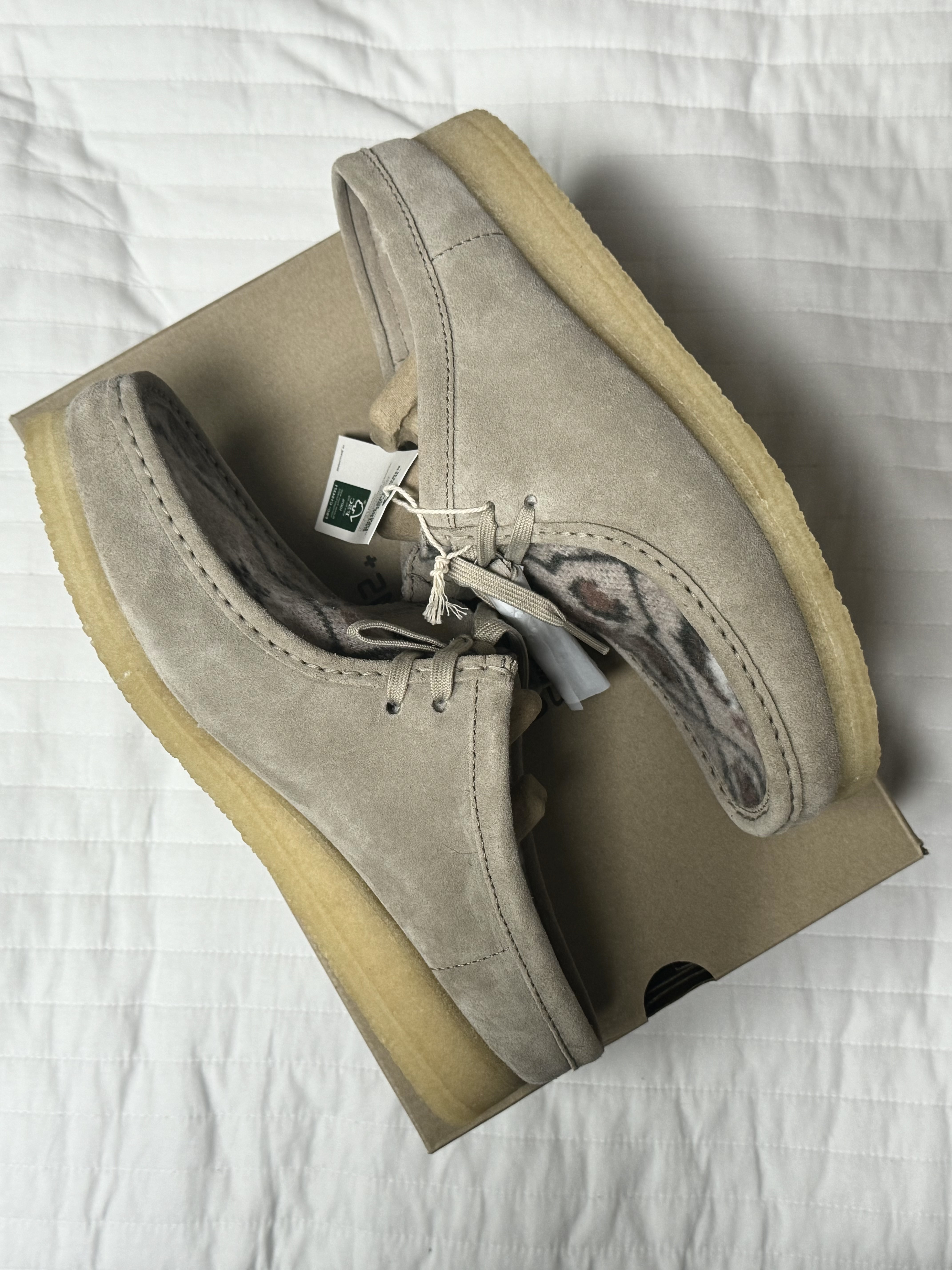 Clarks x END. x Beams Plus Ski Club Wallabee Mule Maple 착용 스타일 - 2