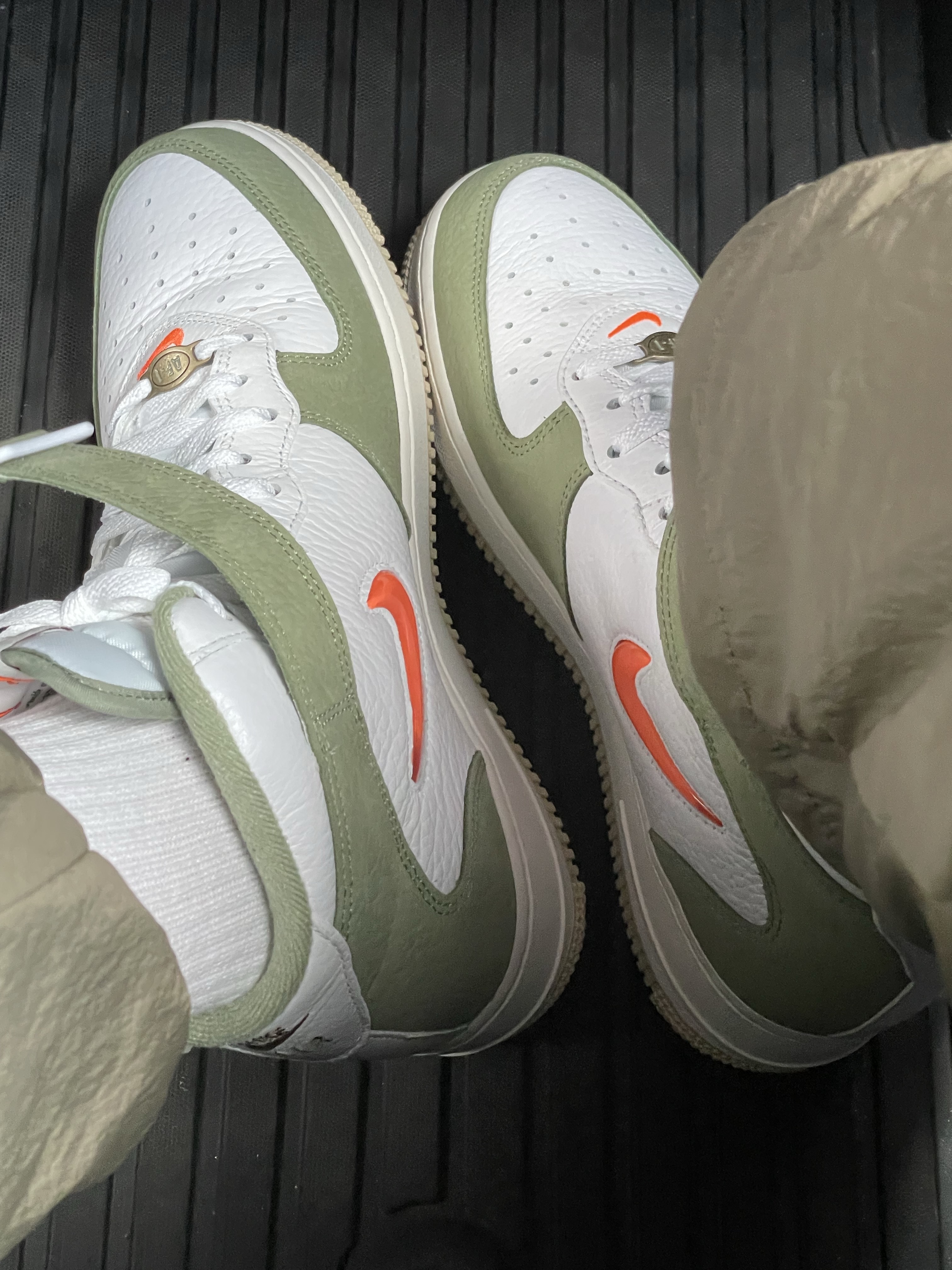 Nike Air Force 1 '07 Low White, Nike Air Force 1 Mid '07 WB Flax 착용 스타일 - 7