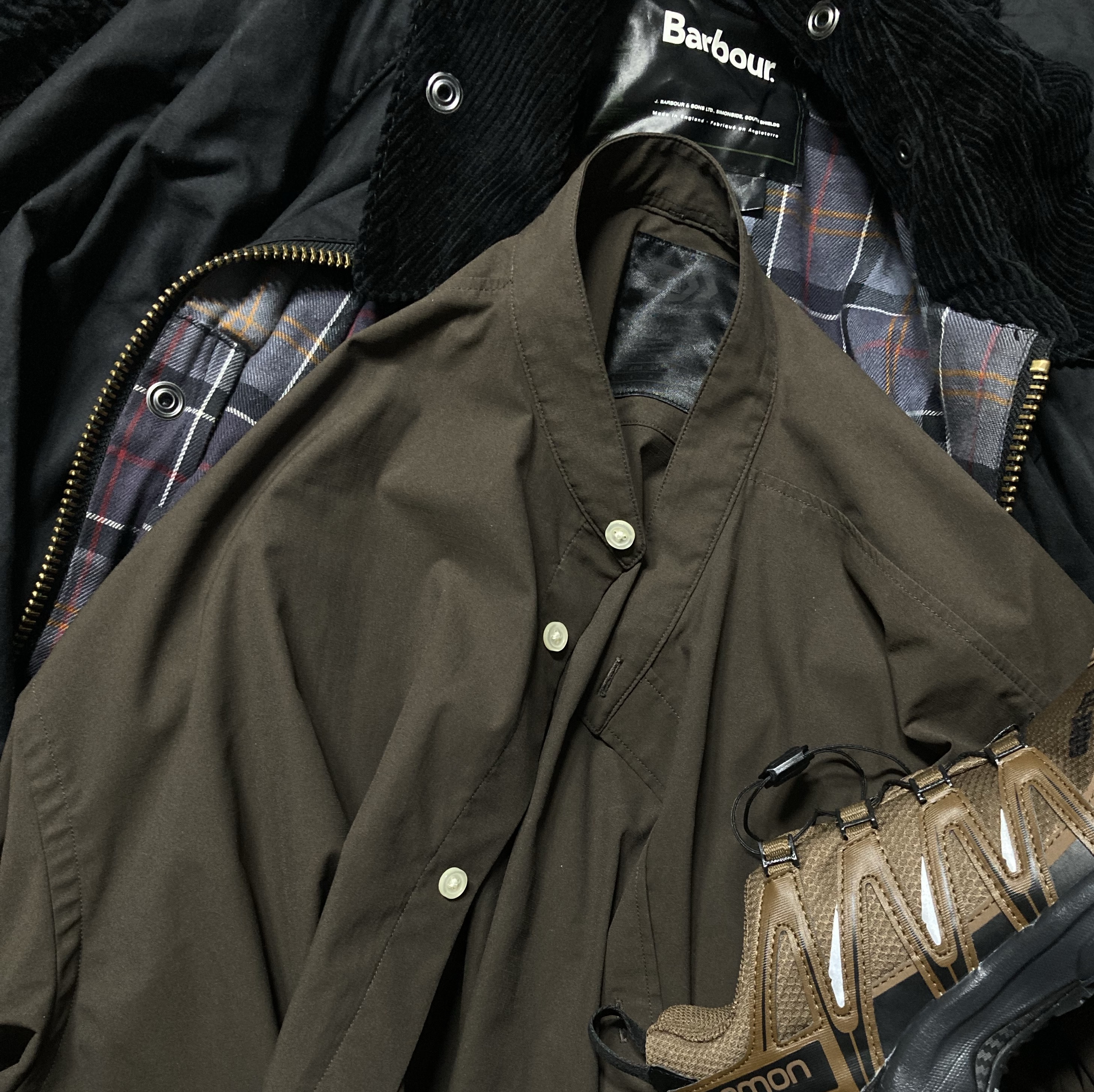 Barbour Bedale Wax Jacket Black, Salomon x And Wander XA Pro 3D Gore-Tex Brown 착용 스타일 - 1