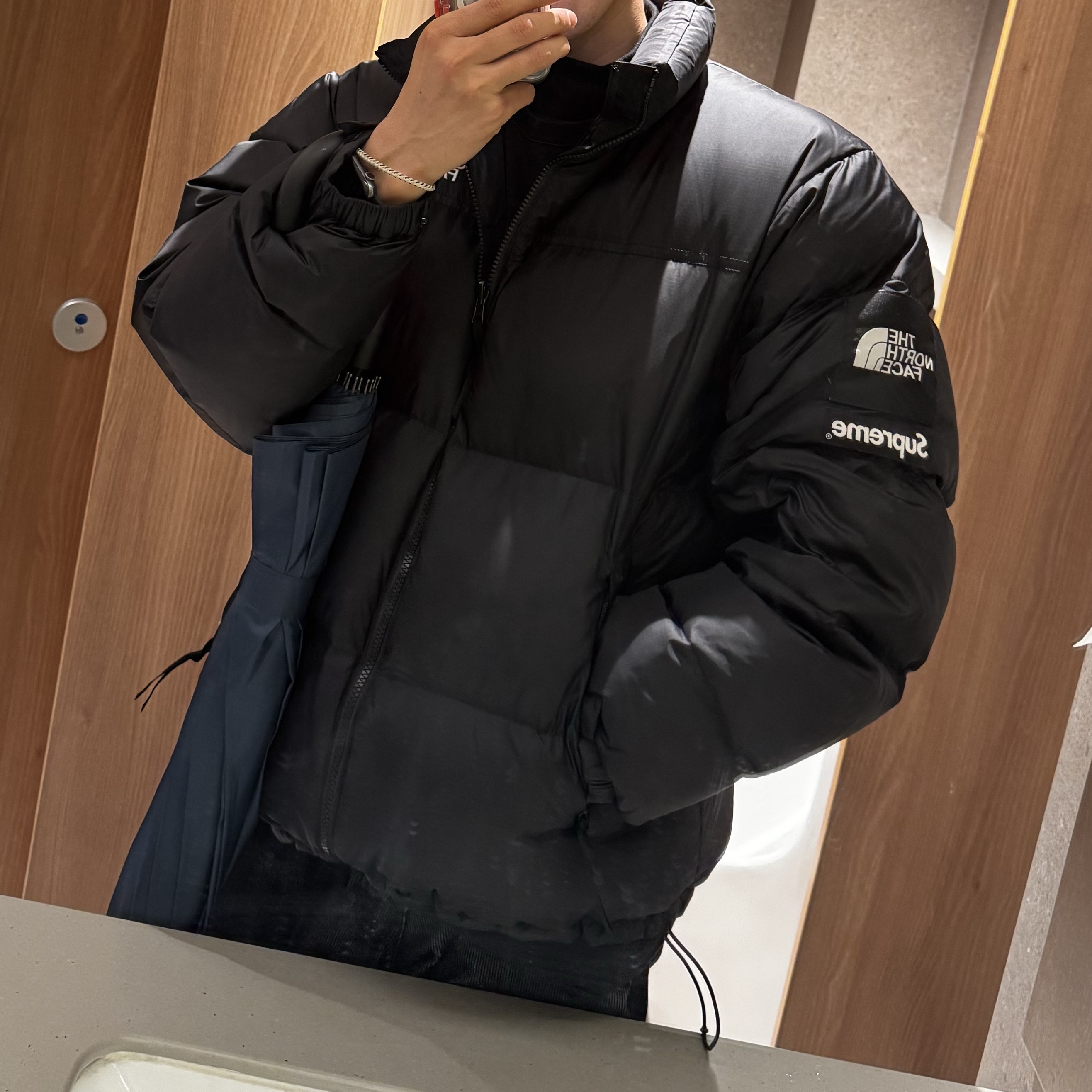 Supreme x The North Face Split Nuptse Jacket Black - 24SS 착용 스타일