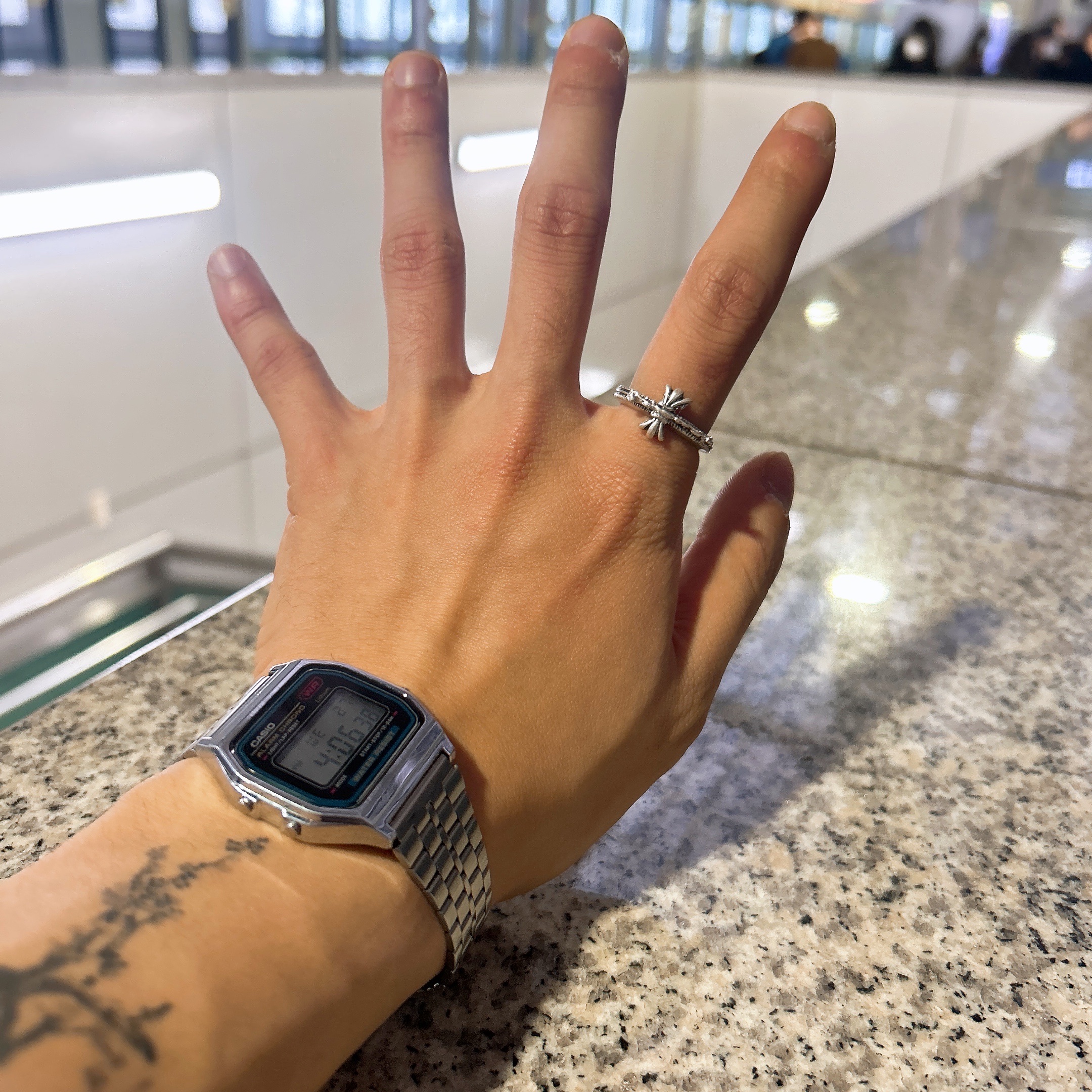 Quarqor #5117 Ring 착용 스타일