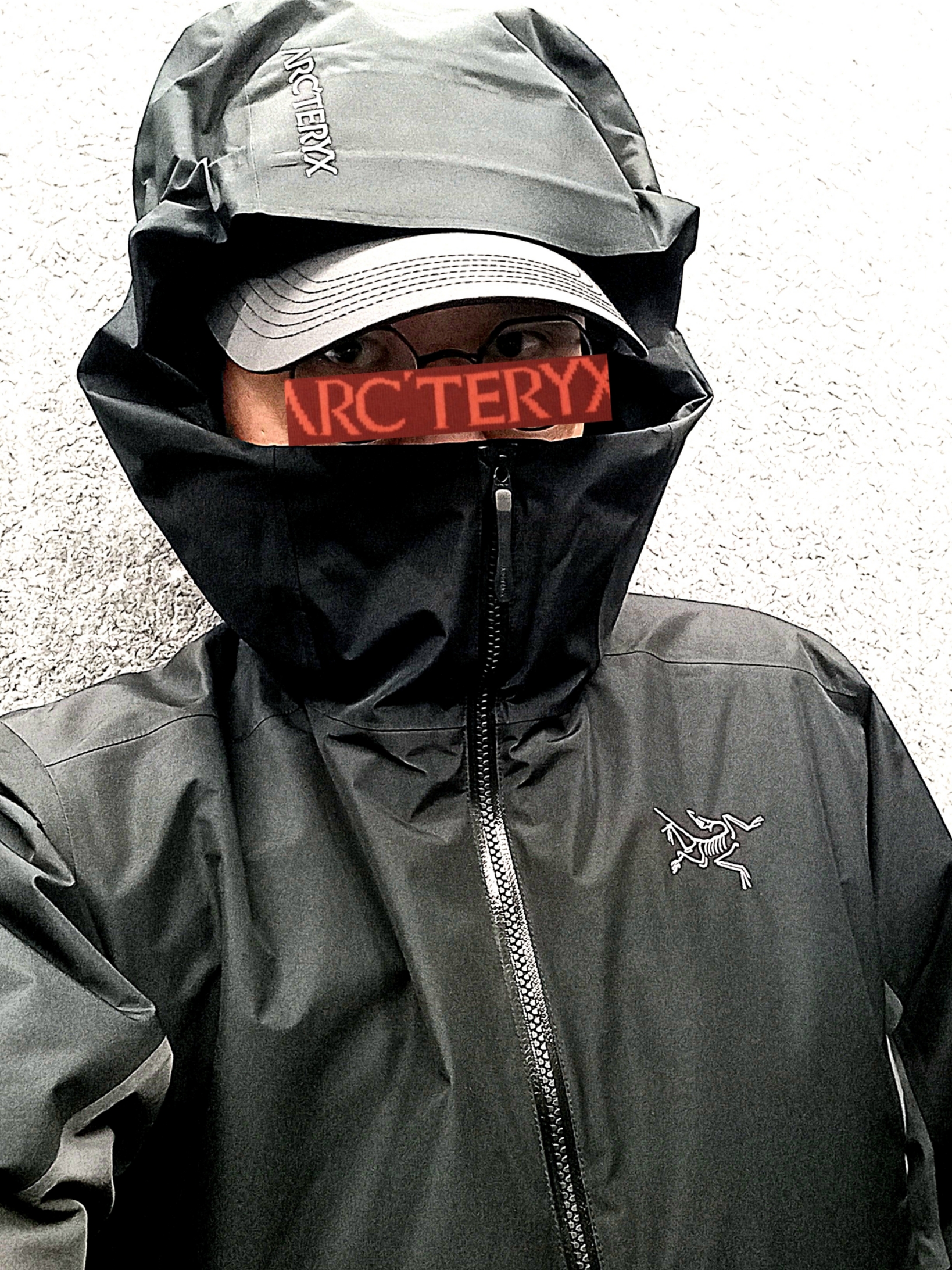 Arc'teryx Solano Insulated Hoody Black Graphite, Arc'teryx Solano Insulated Hoody Black Graphite 착용 스타일 - 2