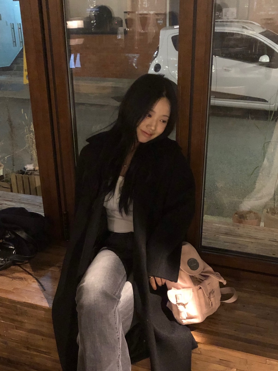 LOTS YOU Nostalgia Chubby Backpack Brown, [예약 배송] LOTS YOU Nostalgia Chubby Backpack Pink 착용 스타일 - 4