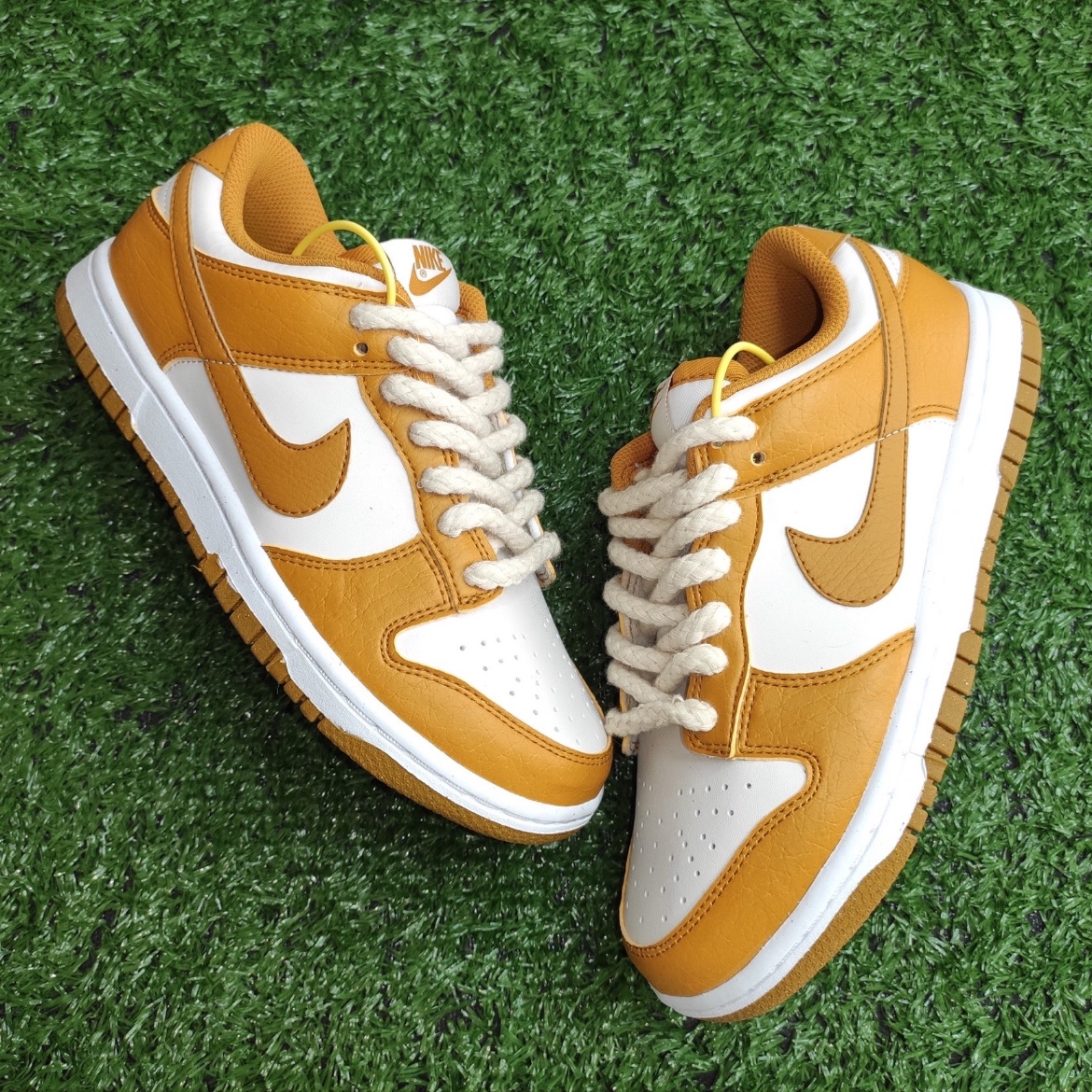 (W) Nike Dunk Low Next Nature Phantom 착용 스타일 - 1