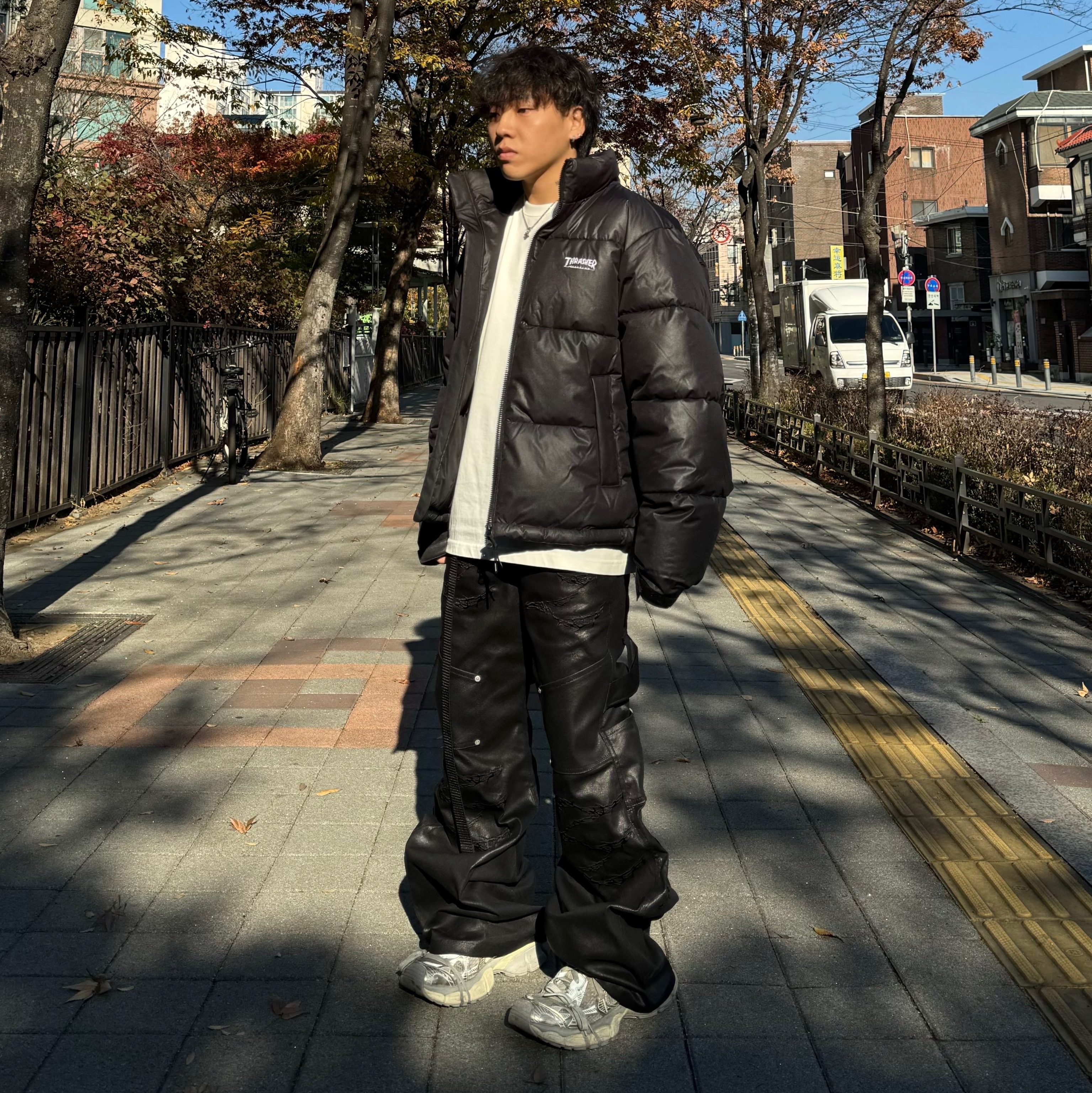 Balenciaga 3XL Sneakers Light Beige 착용 스타일 - 1