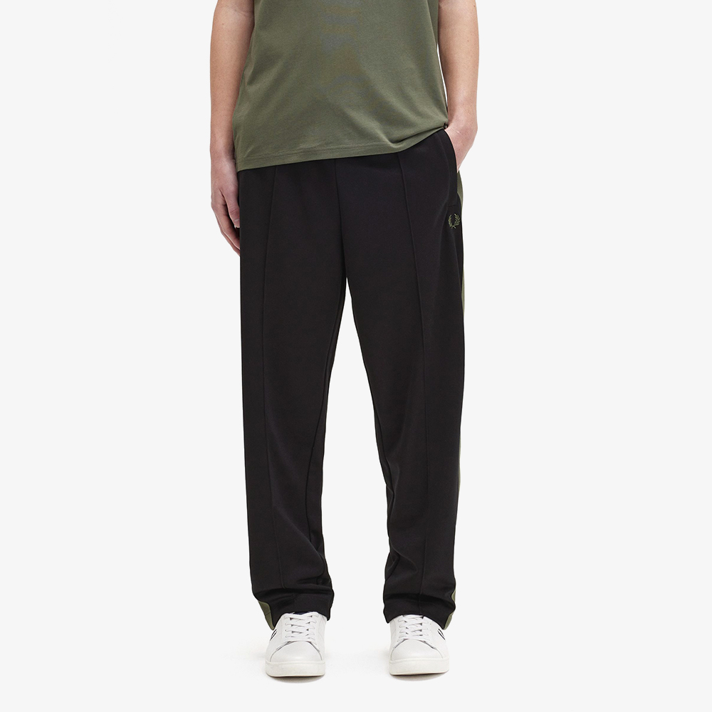 프레드페리 테잎 디테일 트랙 팬츠 블랙(Fred Perry Tape Detail Track Pant Black) - 2