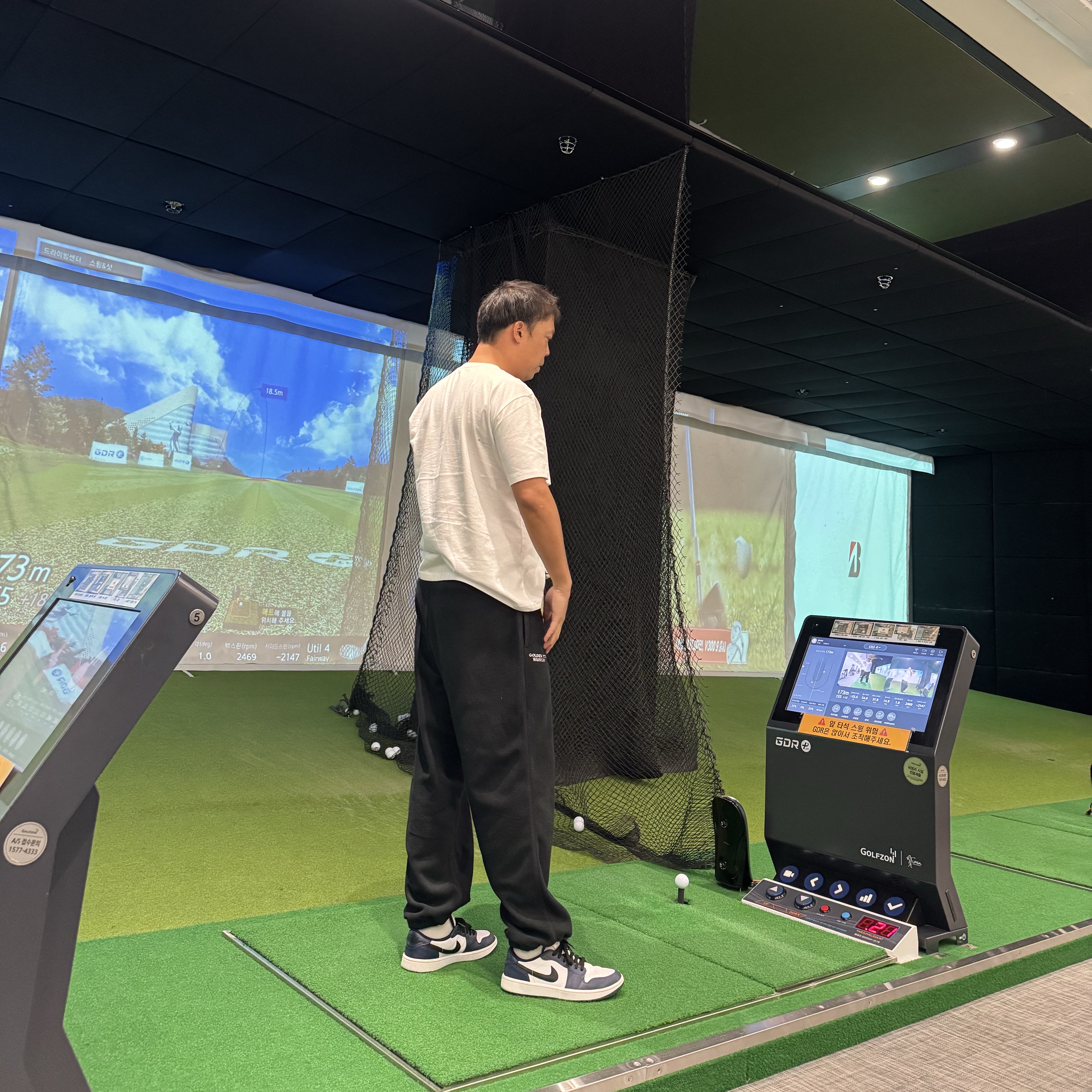 Jordan 1 Low Golf Midnight Navy 착용 스타일