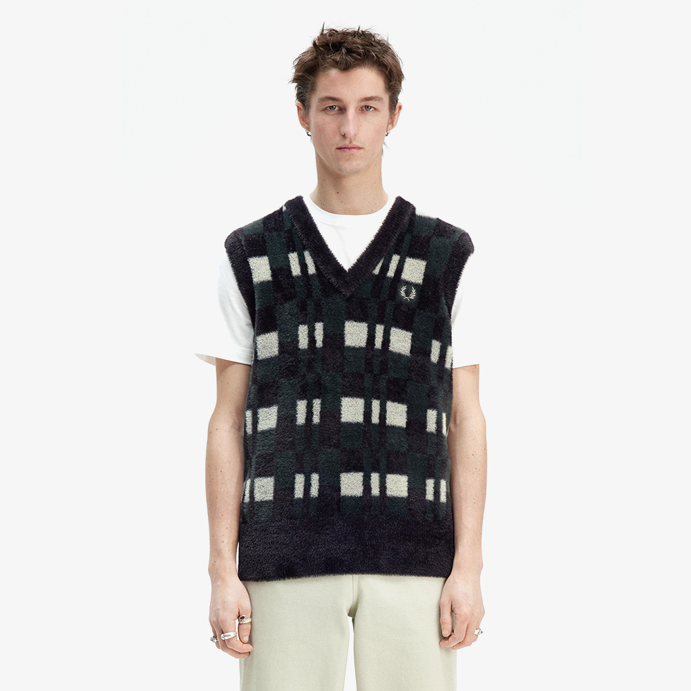 프레드페리 텍스쳐드 체커보드 베스트 블랙(Fred Perry Textured Chequerboard Tank Black) - 2