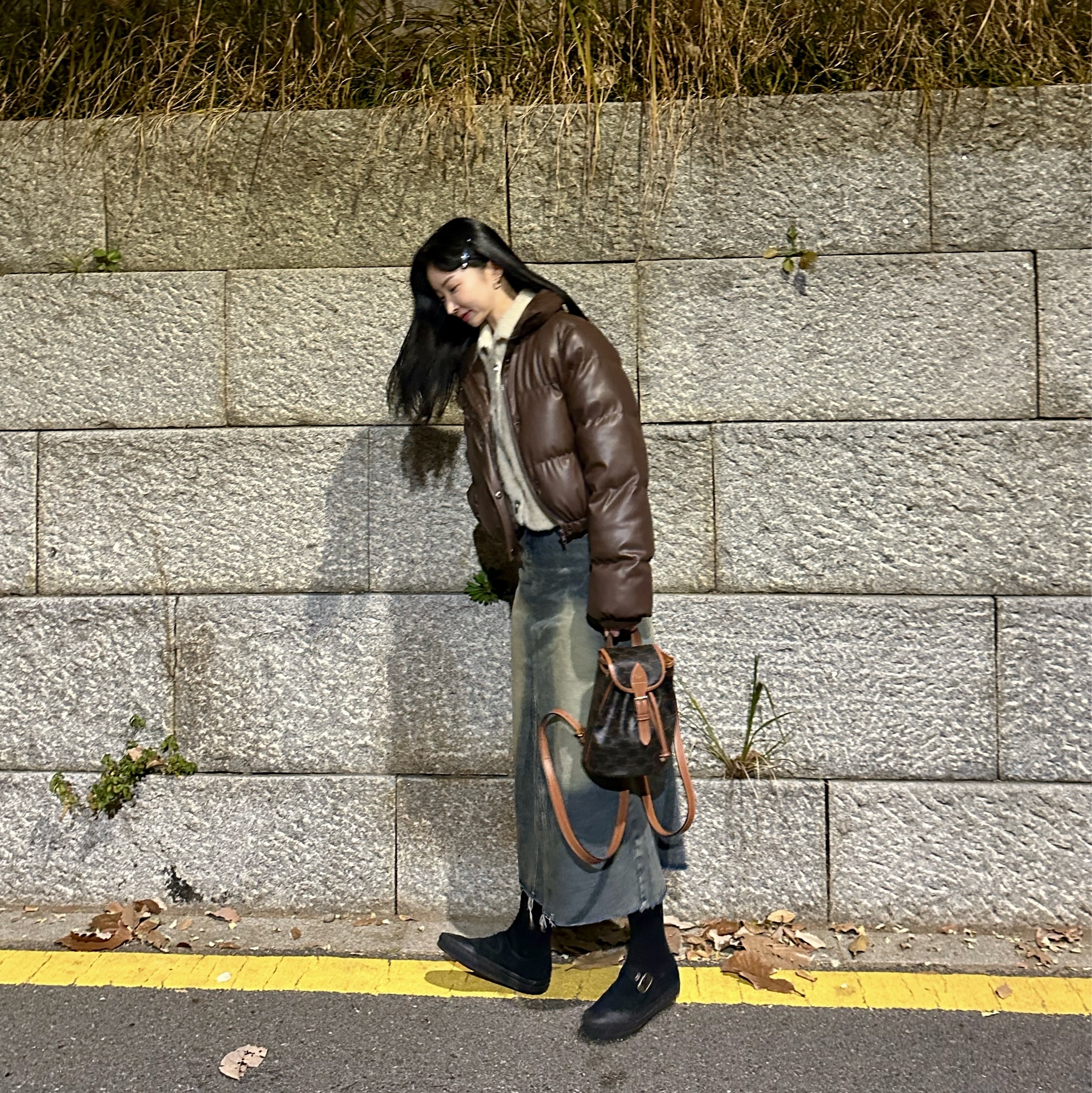 Vans Mary Jane Black LX Creep Black 착용 스타일
