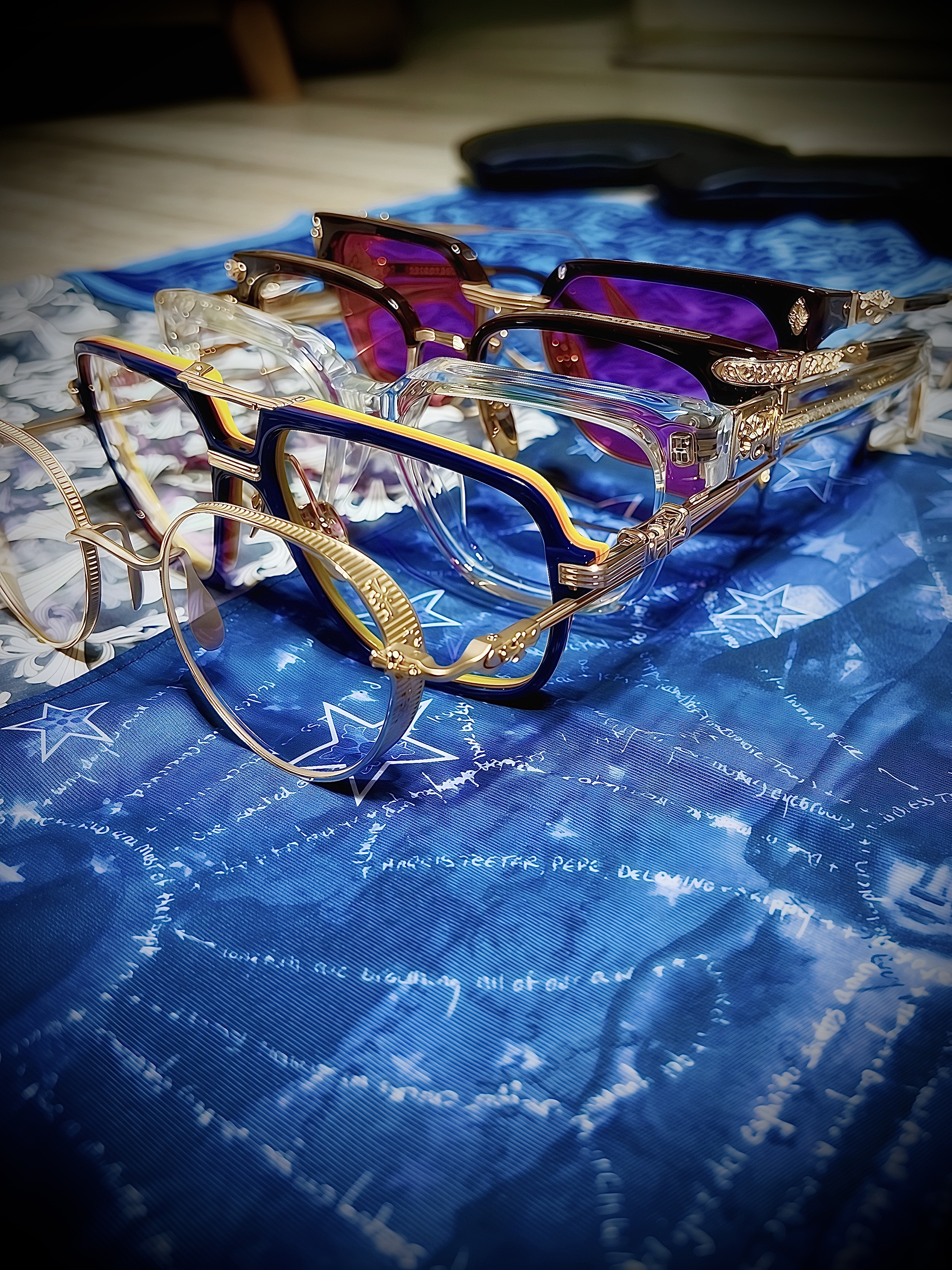 Chrome Hearts Vagasoreass Gold Plated Matte Gold Plated, Chrome Hearts Thirst Trap Blue Hour 착용 스타일 - 3