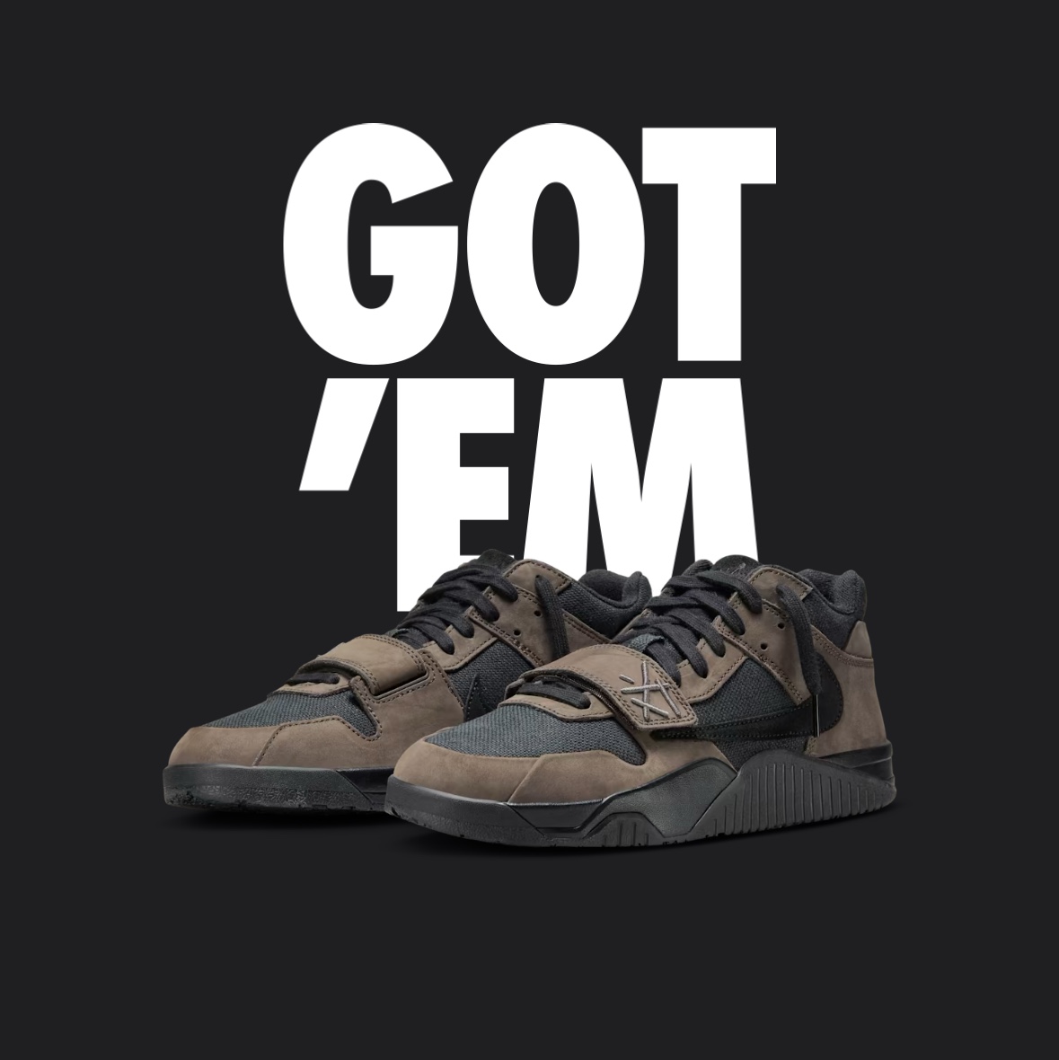 Jordan x Travis Scott Jumpman Jack TR Black and Dark Mocha 착용 스타일