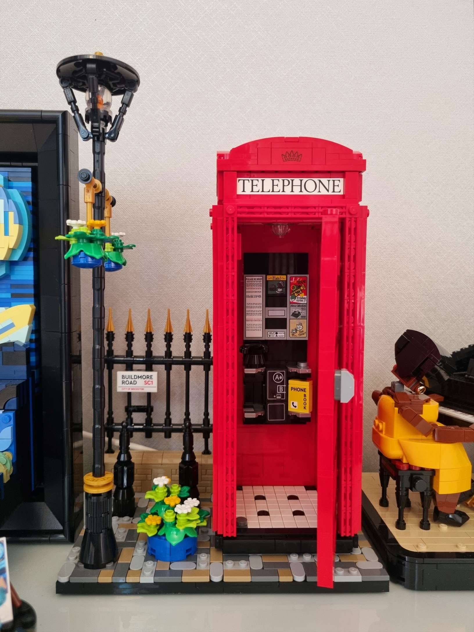 Lego Red London Phone Box 착용 스타일 - 2