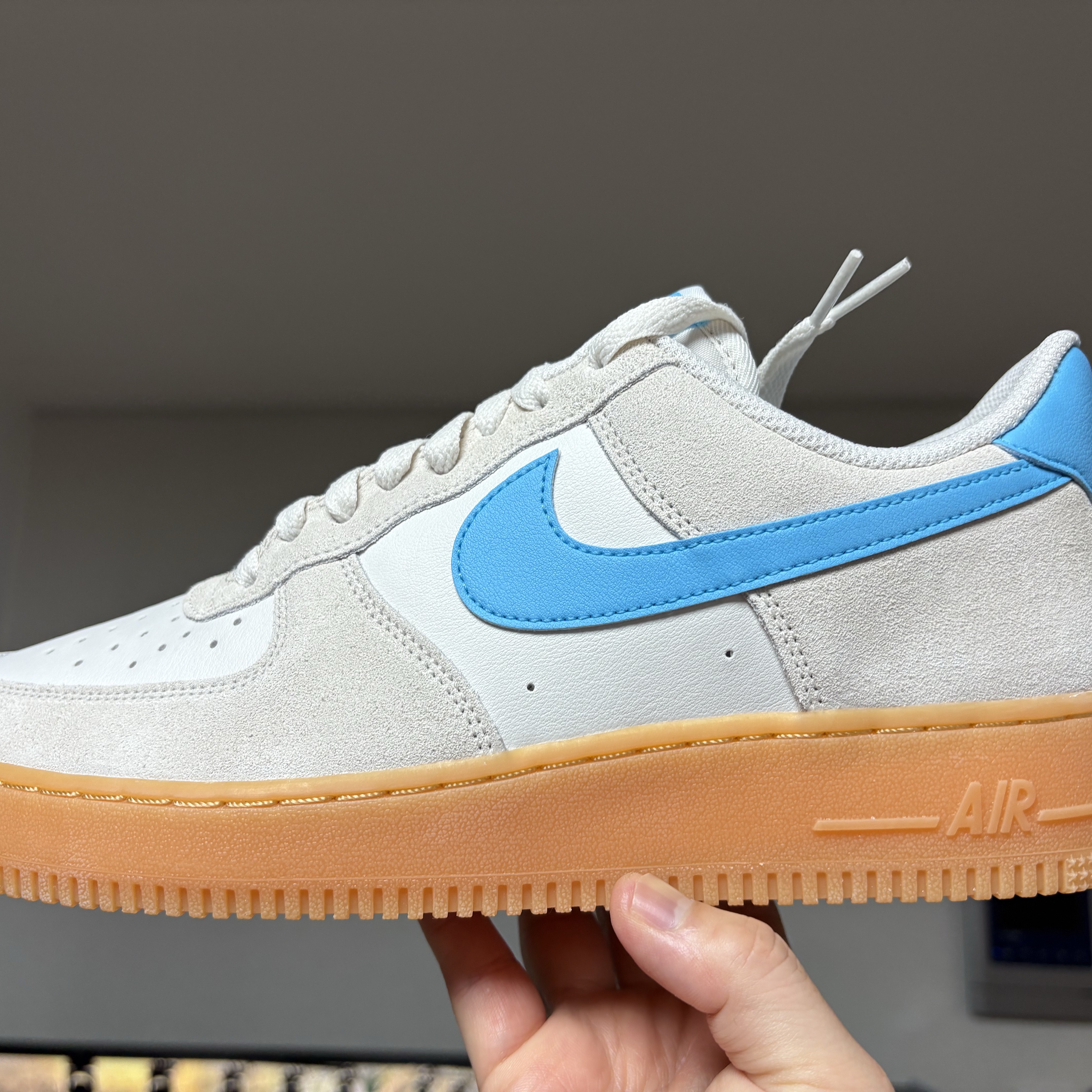 Nike Air Force 1 '07 LV8 Phantom Baltic Blue 착용 스타일 - 6