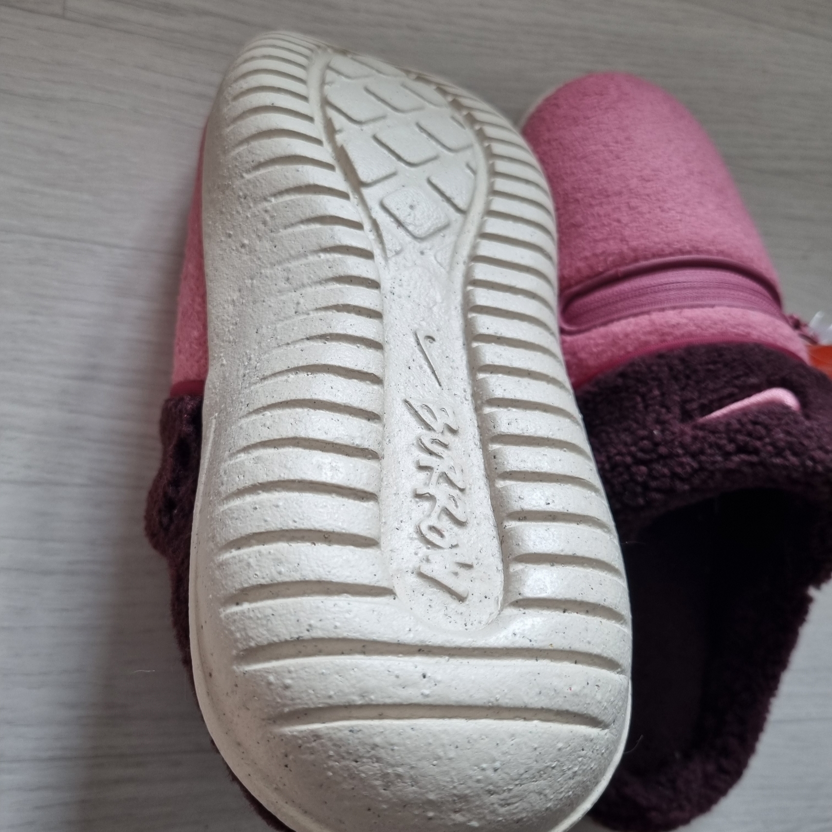 (W) Nike Burrow SE Desert Berry 착용 스타일 - 3