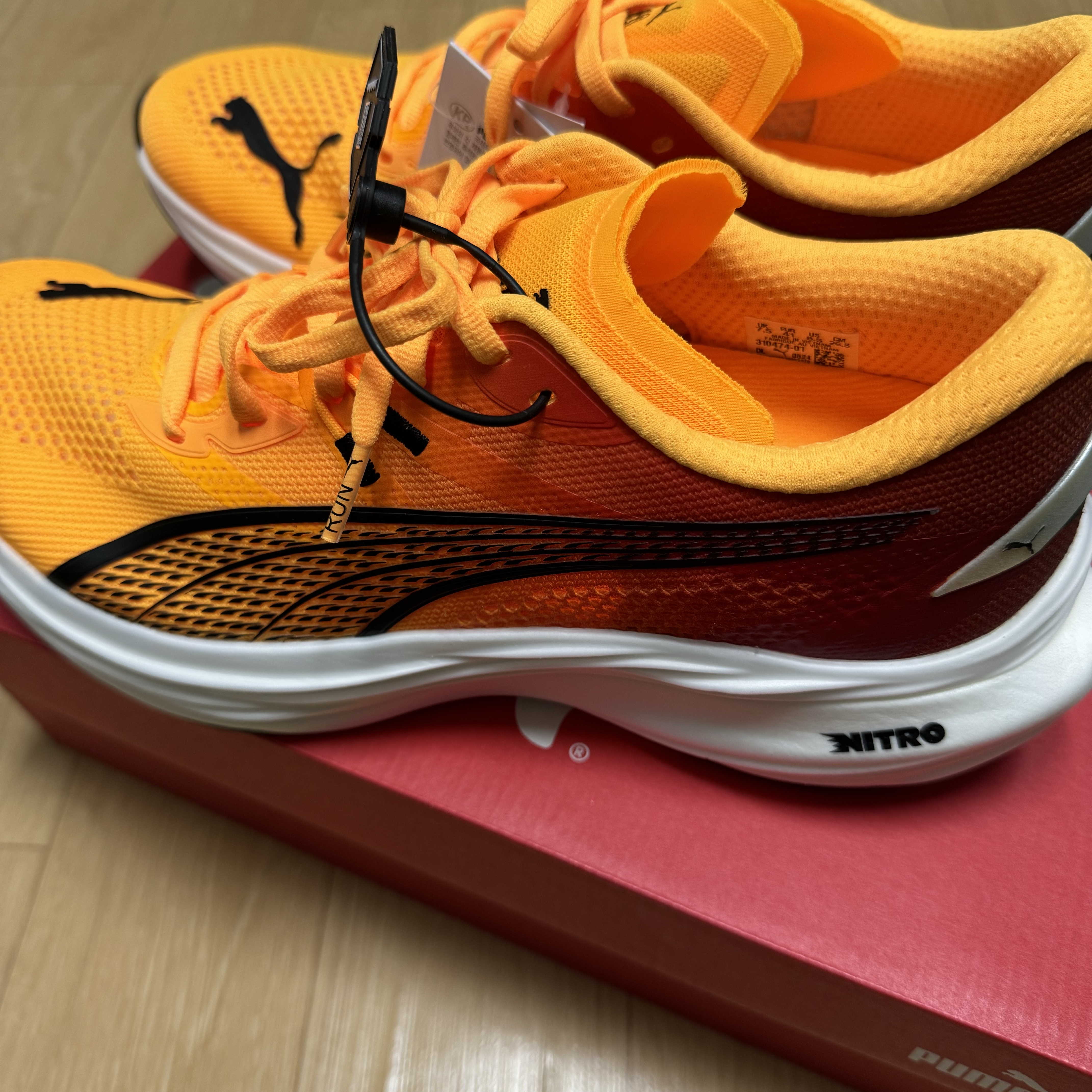 Puma Deviate Nitro 3 Fade Sun Stream Sunset Glow 착용 스타일 - 1