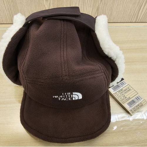 The North Face Fleece Earmuff Cap EX Cocoa Brown 착용 스타일