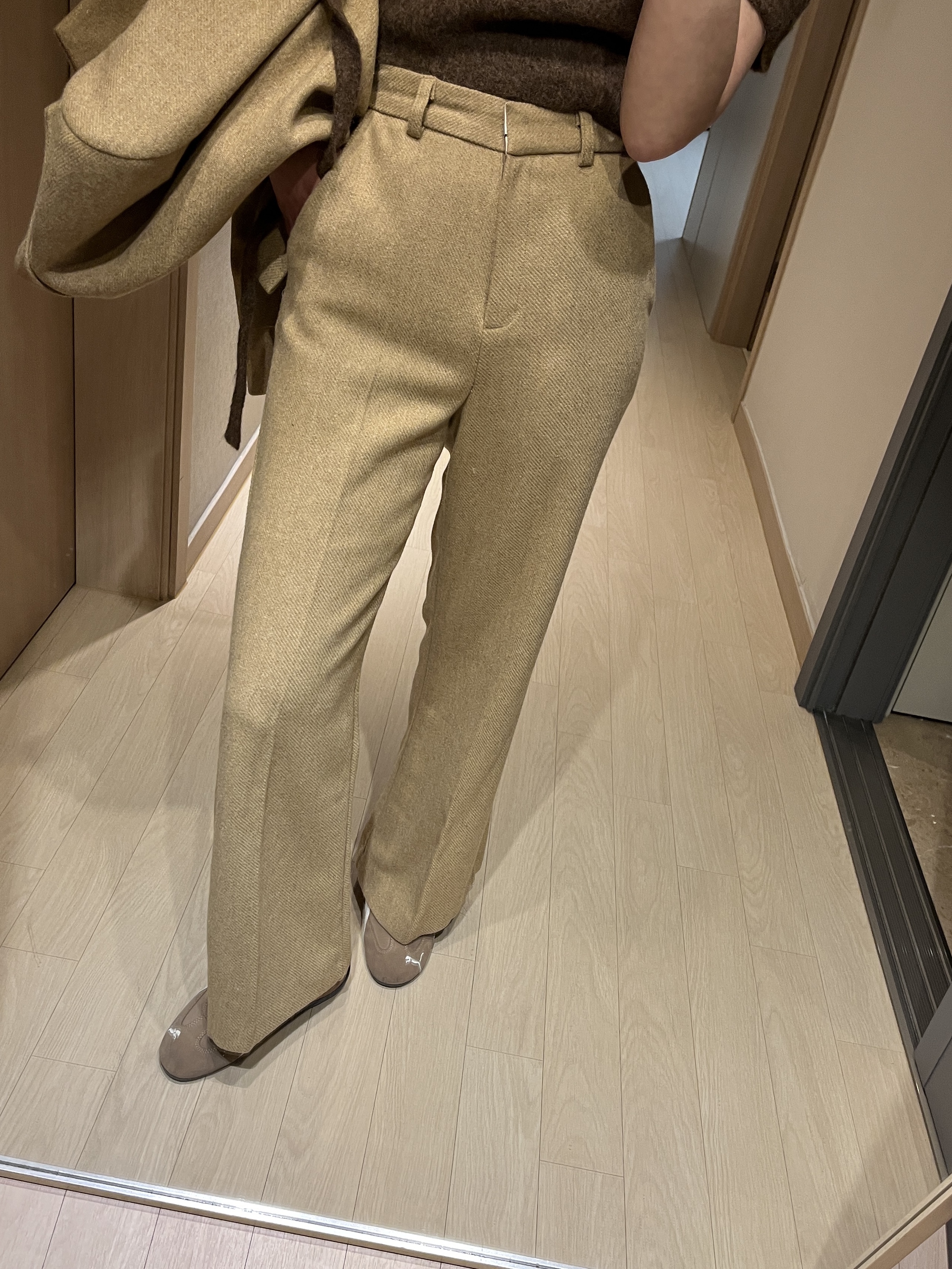 Puma Speedcat Archive Haute Coffee Frosted Ivory 착용 스타일 - 6