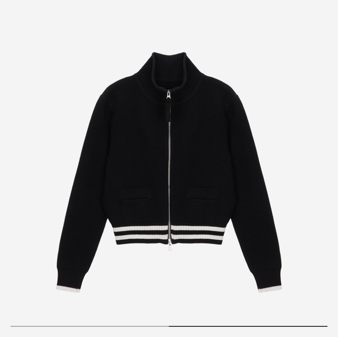 Matin Kim Spell Point Stripe Knit Cardigan Black 착용 스타일 - 1