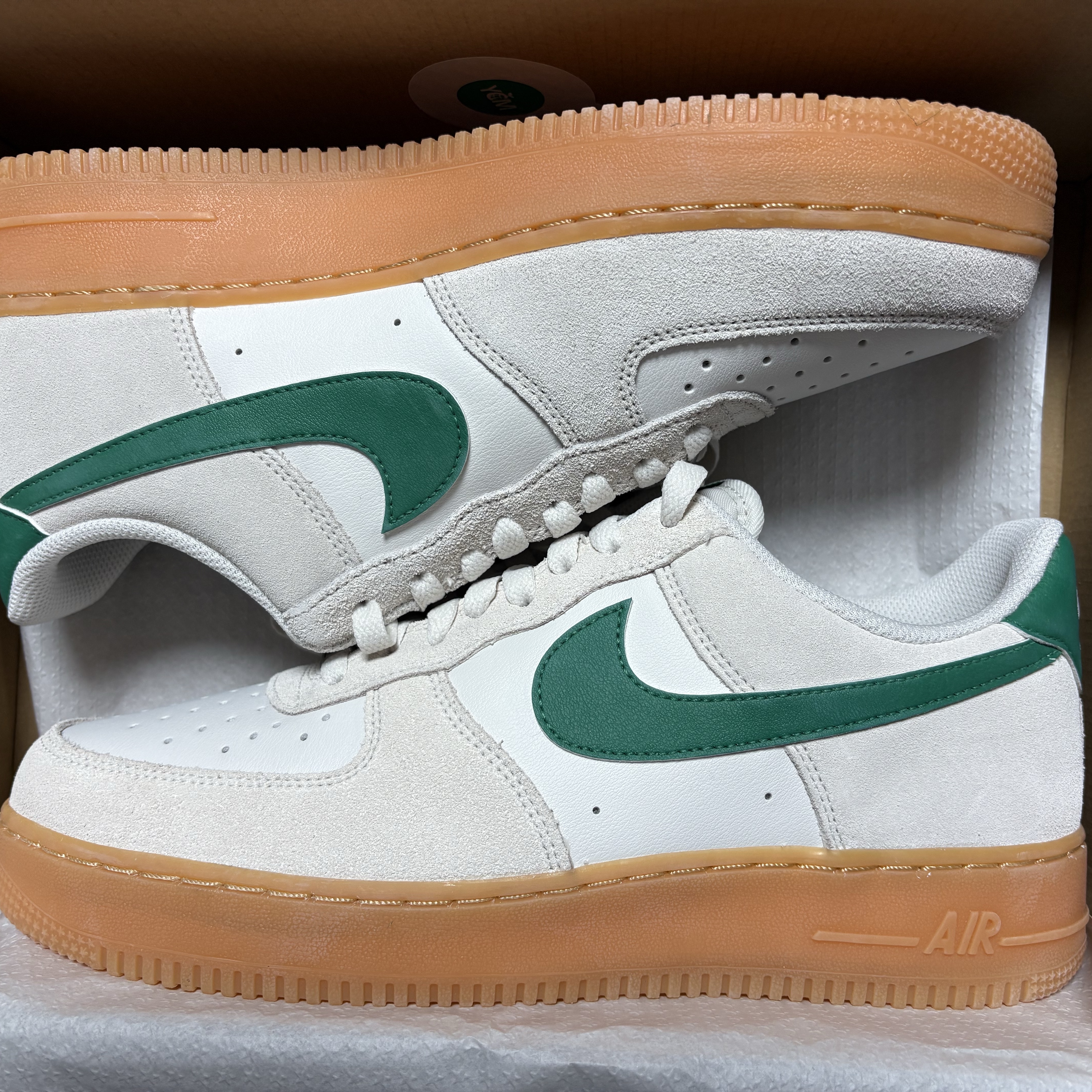 Nike Air Force 1 '07 LV8 Phantom Malachite 착용 스타일 - 2