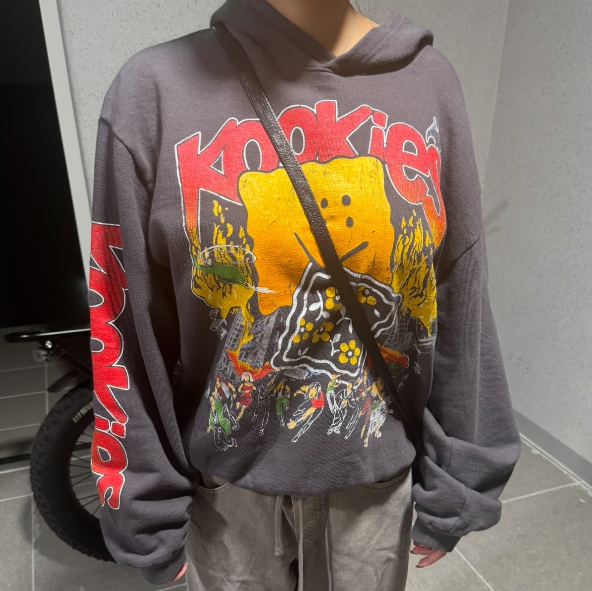Kapital Fleece Hooded Sweatshirt Buster Peckish Rainbow Y Pt Ink Black 착용 스타일 - 1