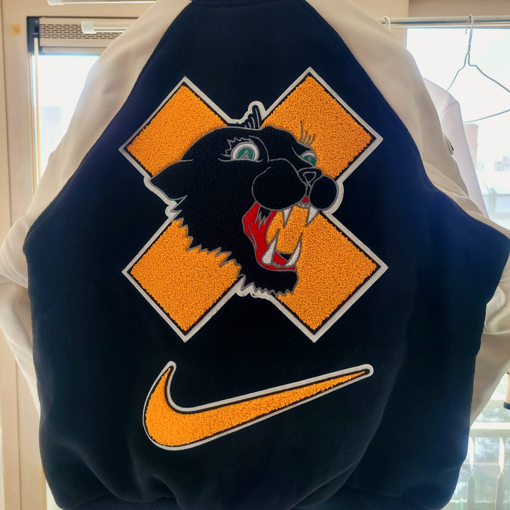 Nike x Patta Varsity Jacket Black Yellow - US/EU 착용 스타일 - 2