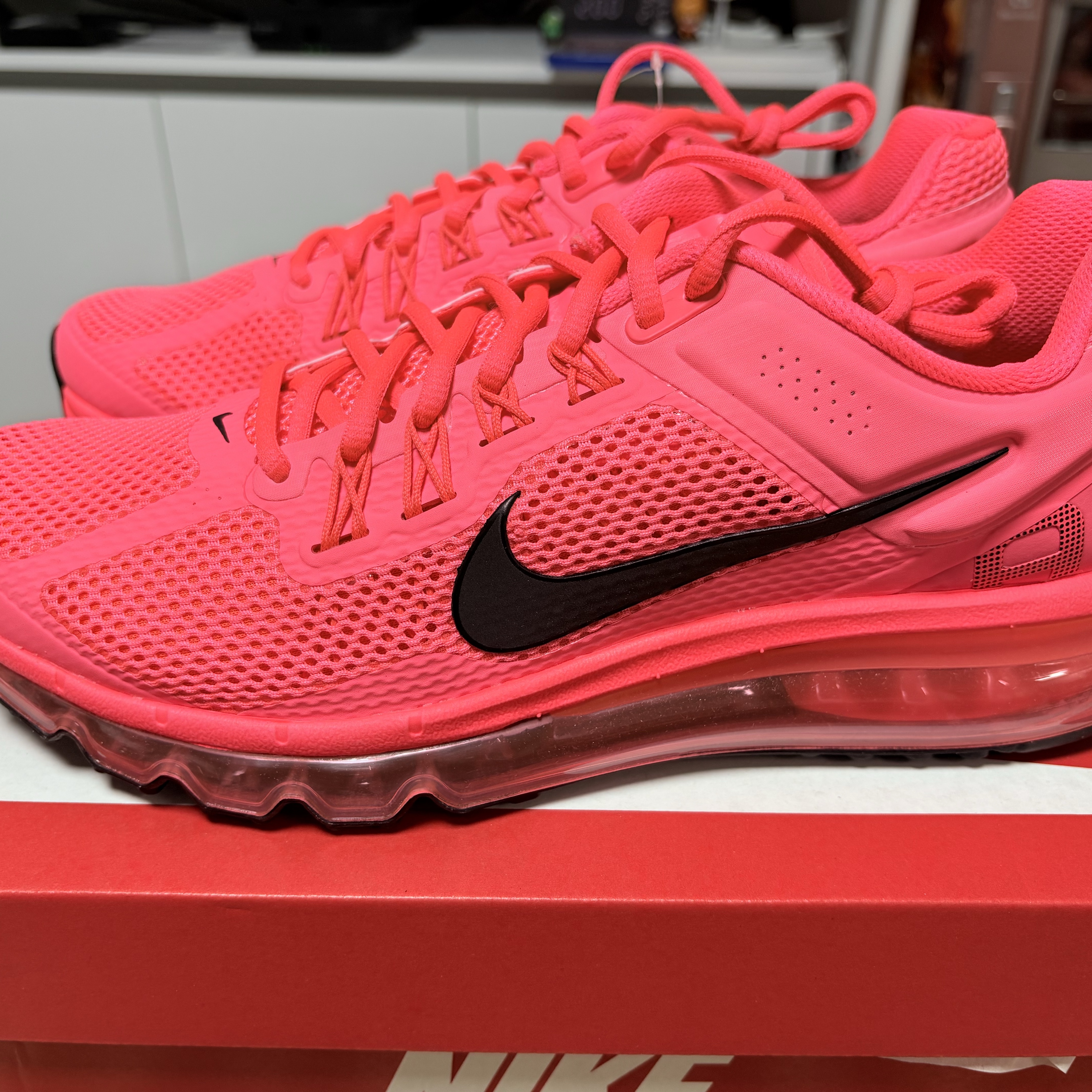Nike Air Max 2013 Hot Punch Bright Crimson 착용 스타일 - 1