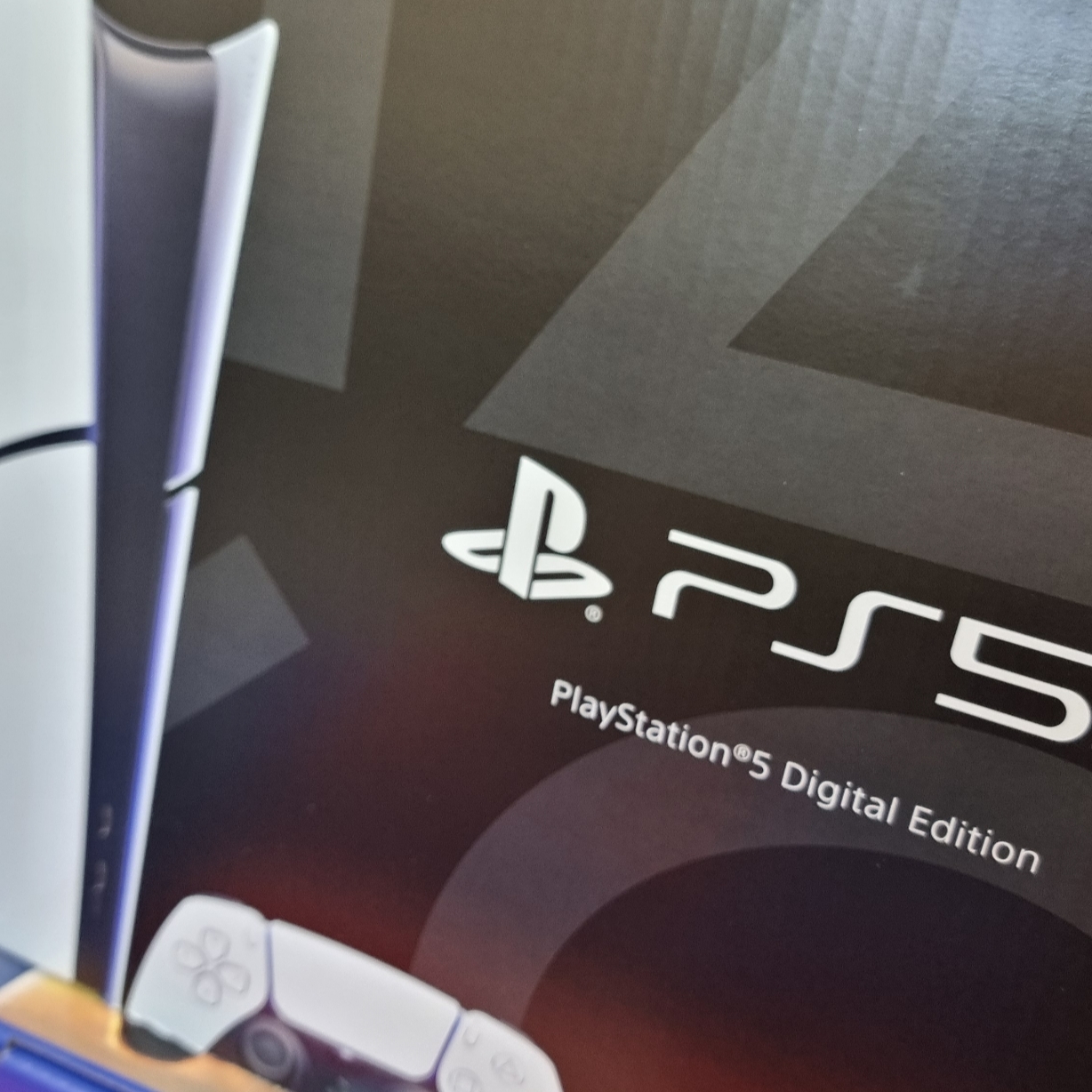 PlayStation 5 Slim Digital Edition - 825GB 착용 스타일