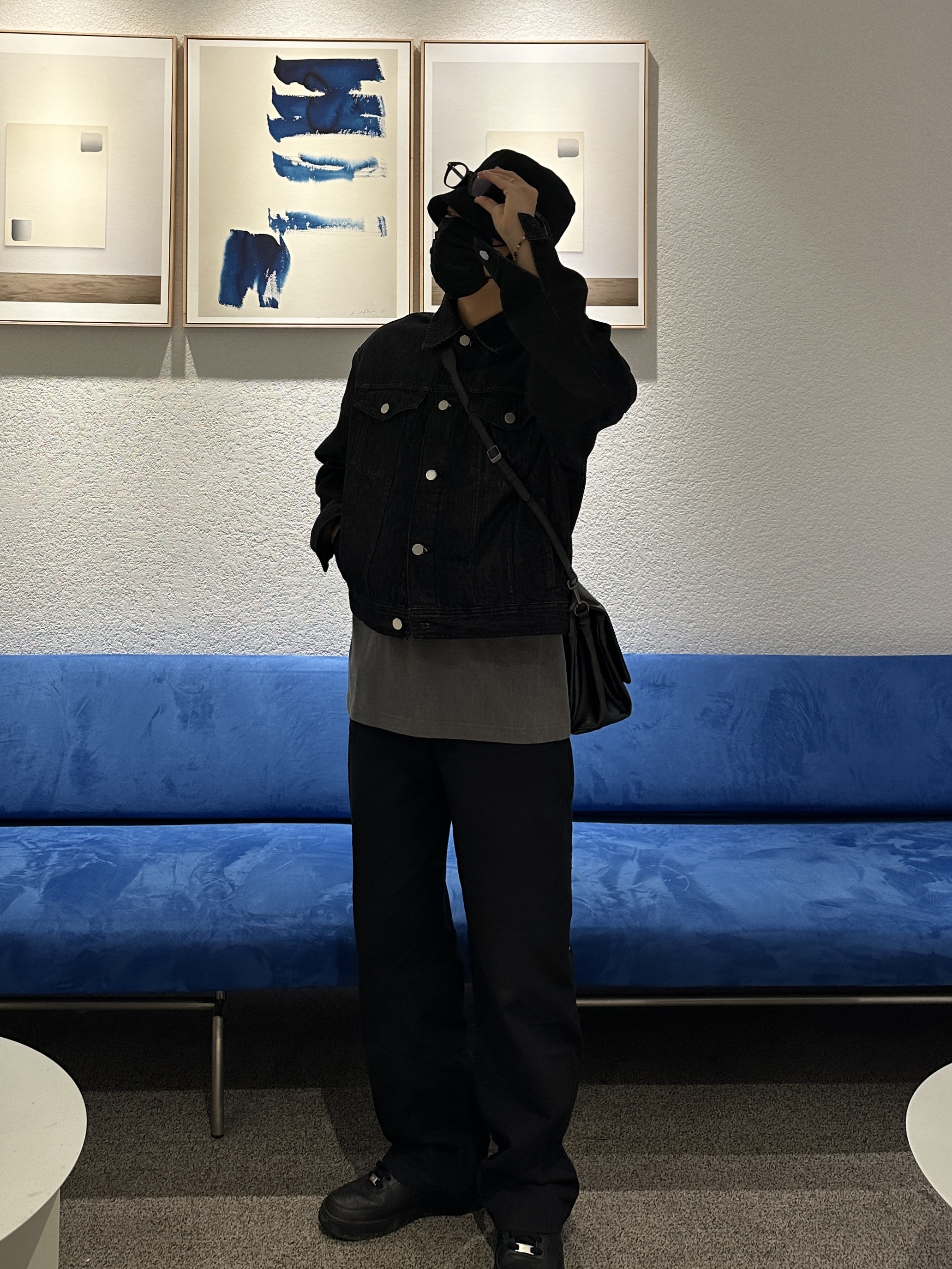 Nike Air Force 1 '07 Low Triple Black, Permanent Archive Straight Work Pants Black 착용 스타일 - 1